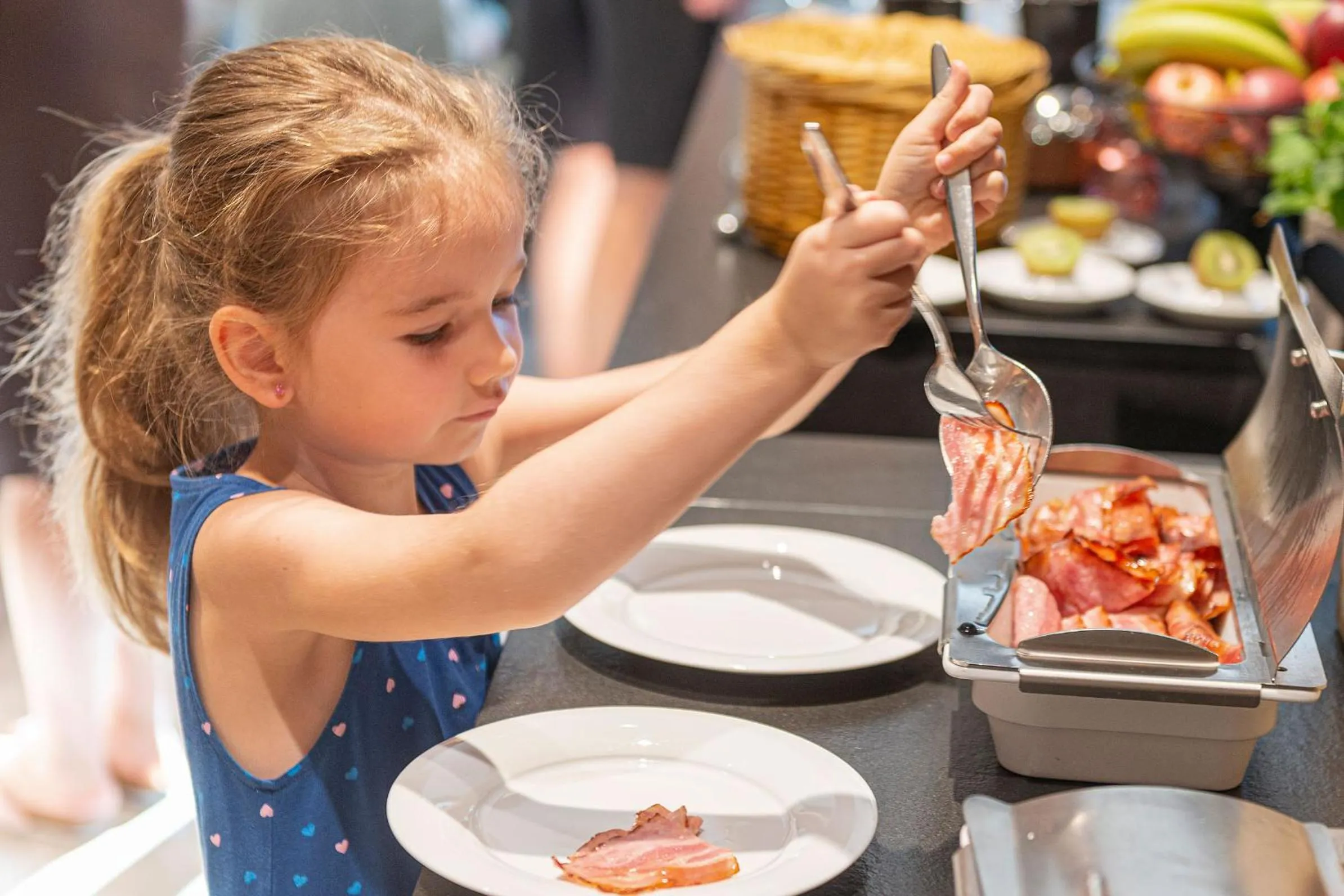 Food and drinks in Harmls Aparthotel