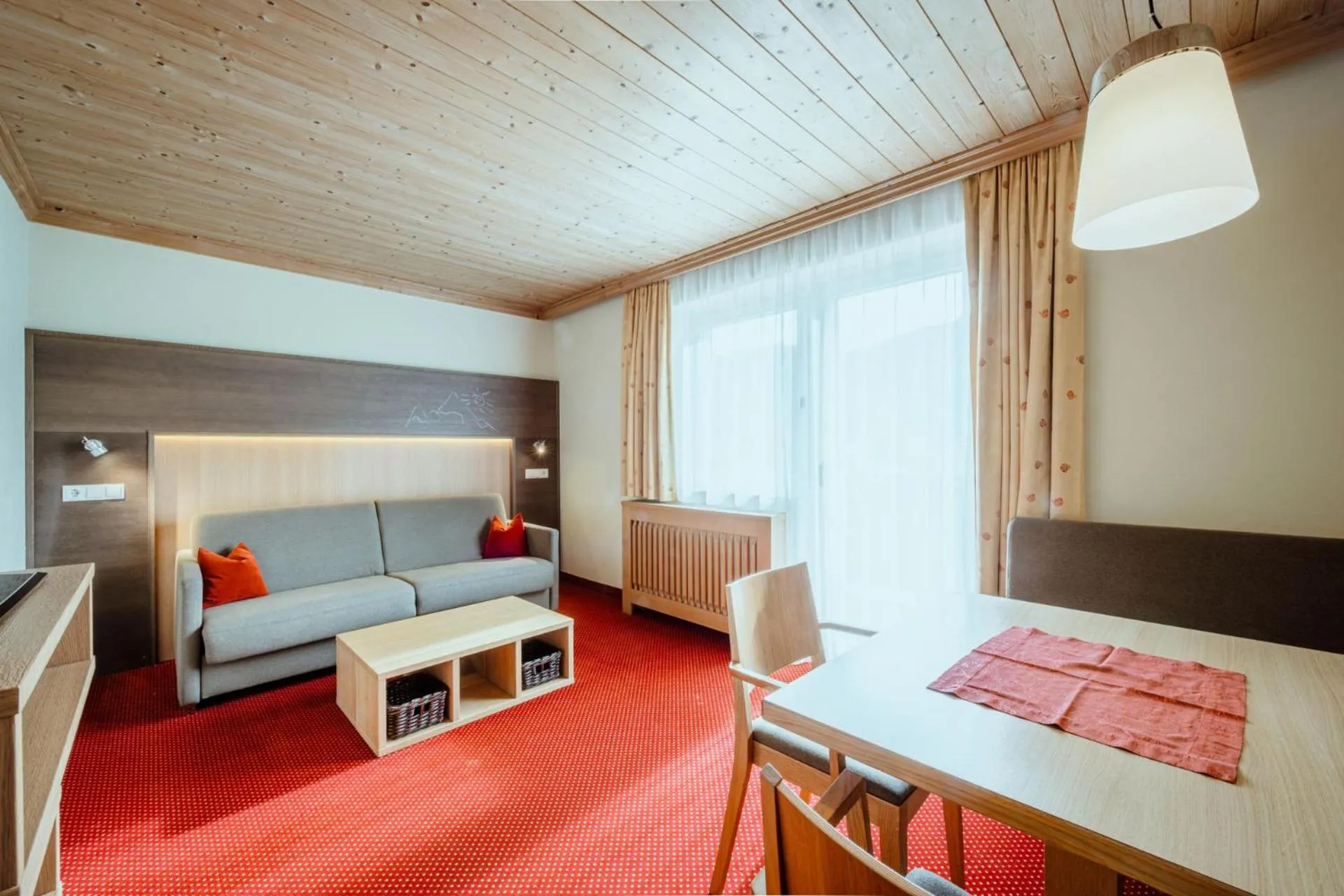 Living room, Bed in Harmls Aparthotel