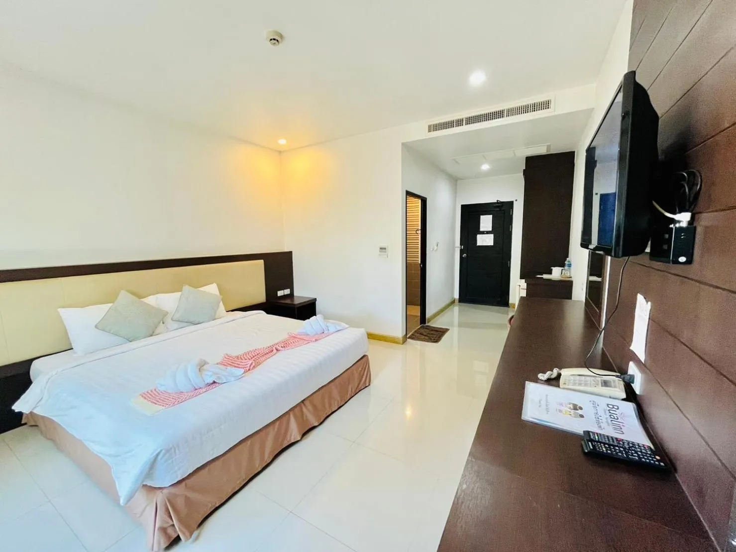 Bed in Bualinn Resort