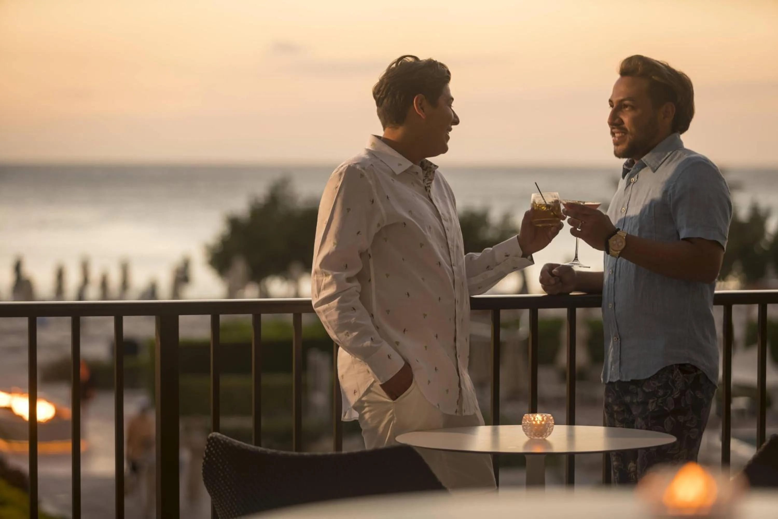 Lounge or bar in The Ritz-Carlton, Aruba