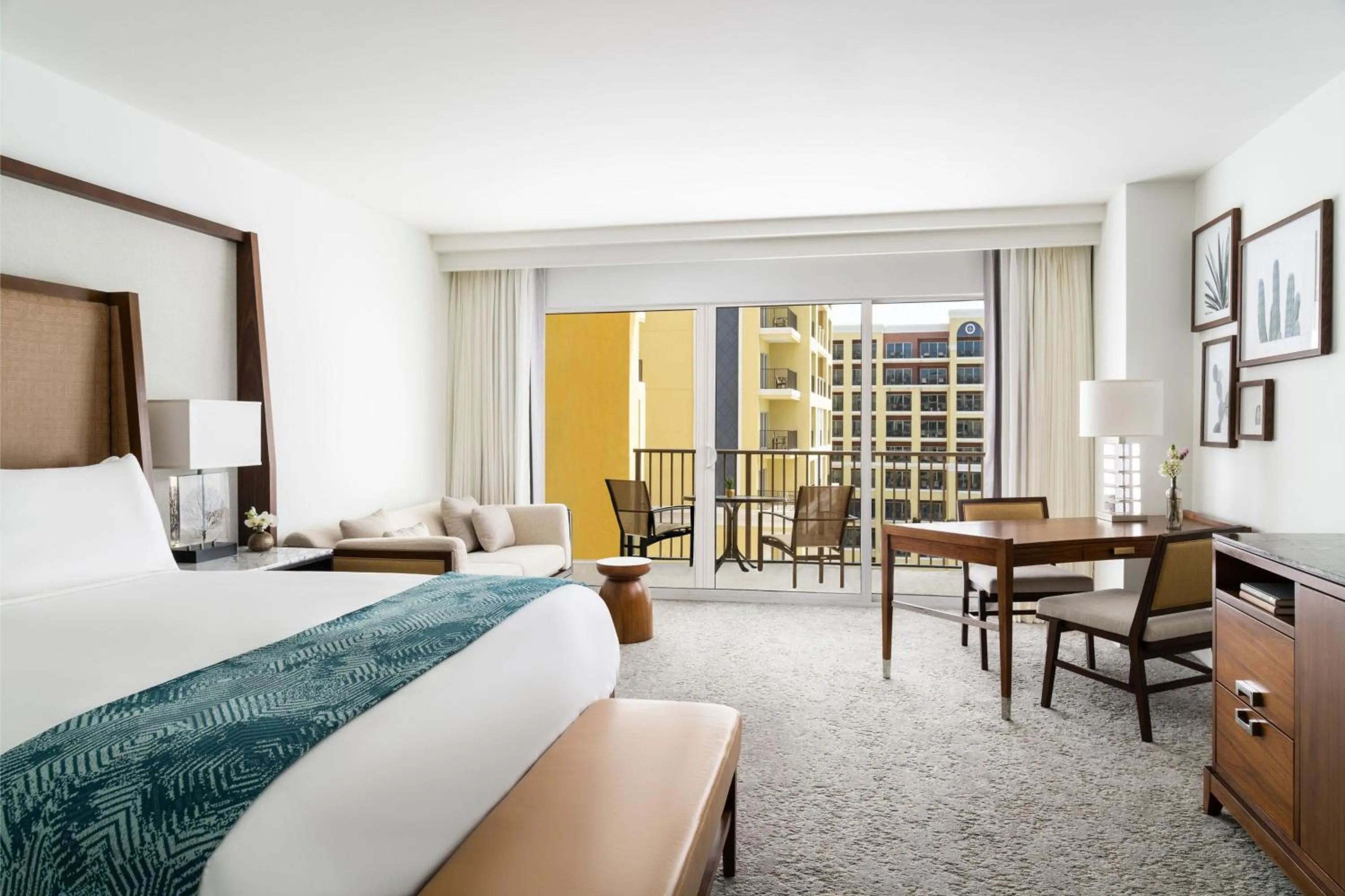 Photo of the whole room, Bed in The Ritz-Carlton, Aruba