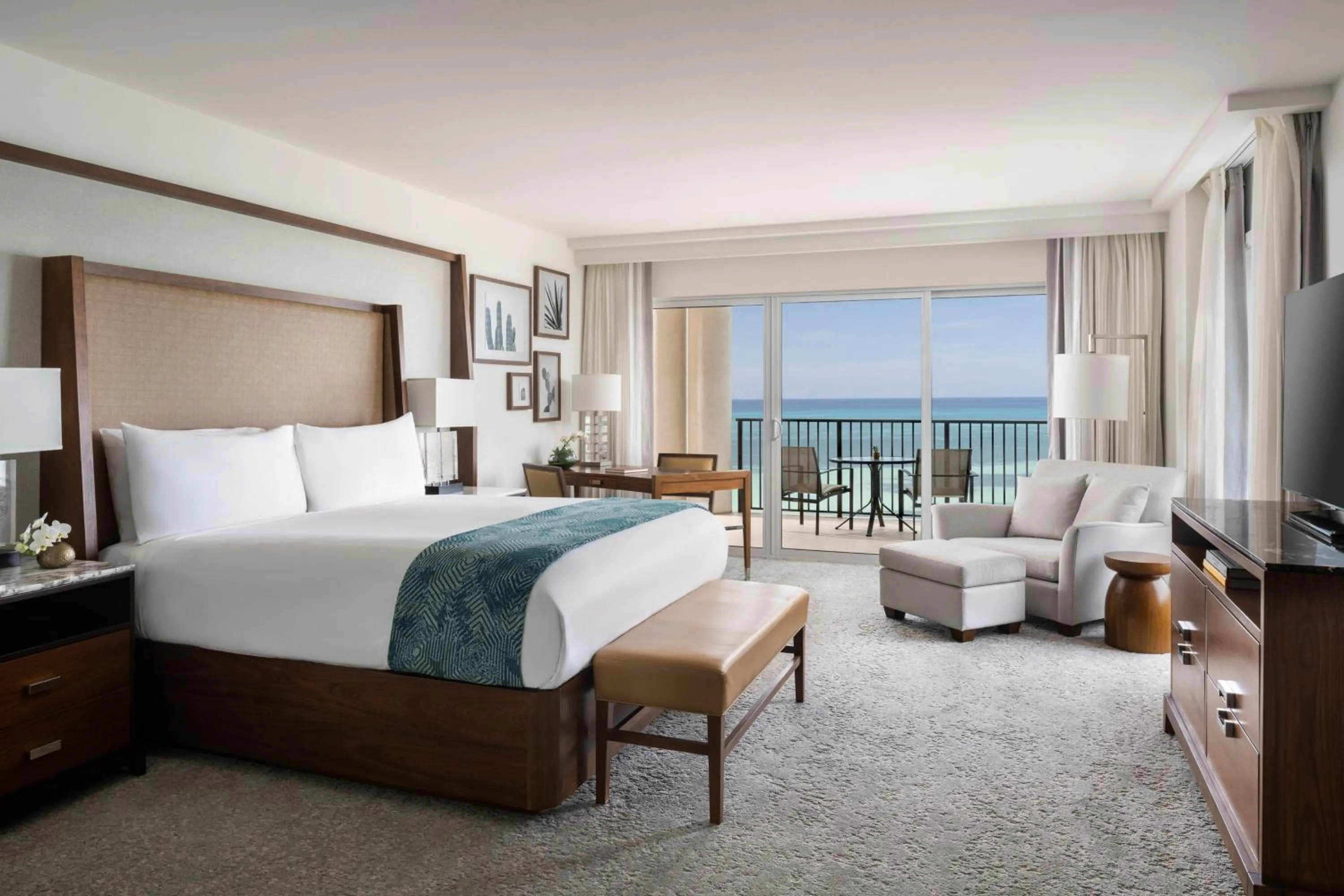 Bedroom, Bed in The Ritz-Carlton, Aruba