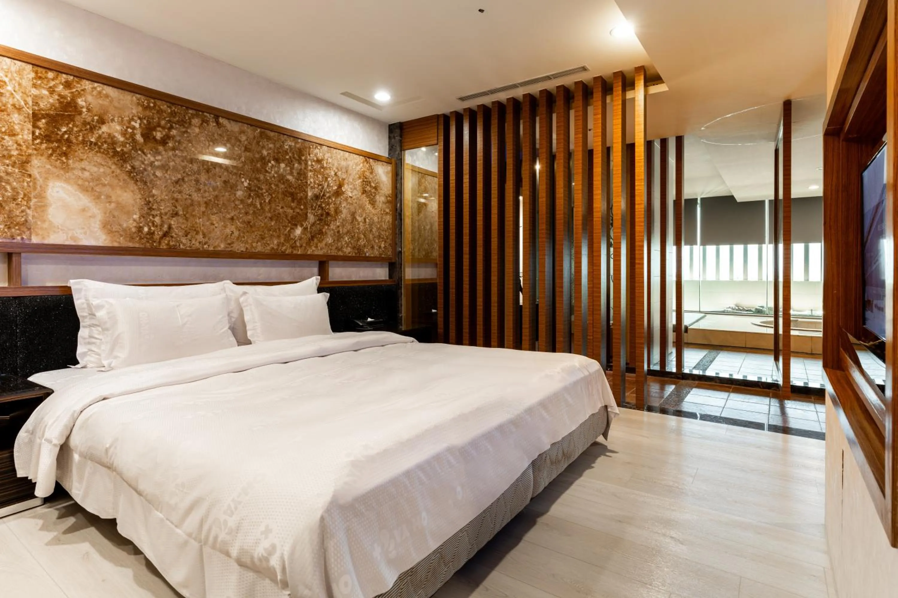 Bed in OHYA Chain Boutique Motel-Linkou