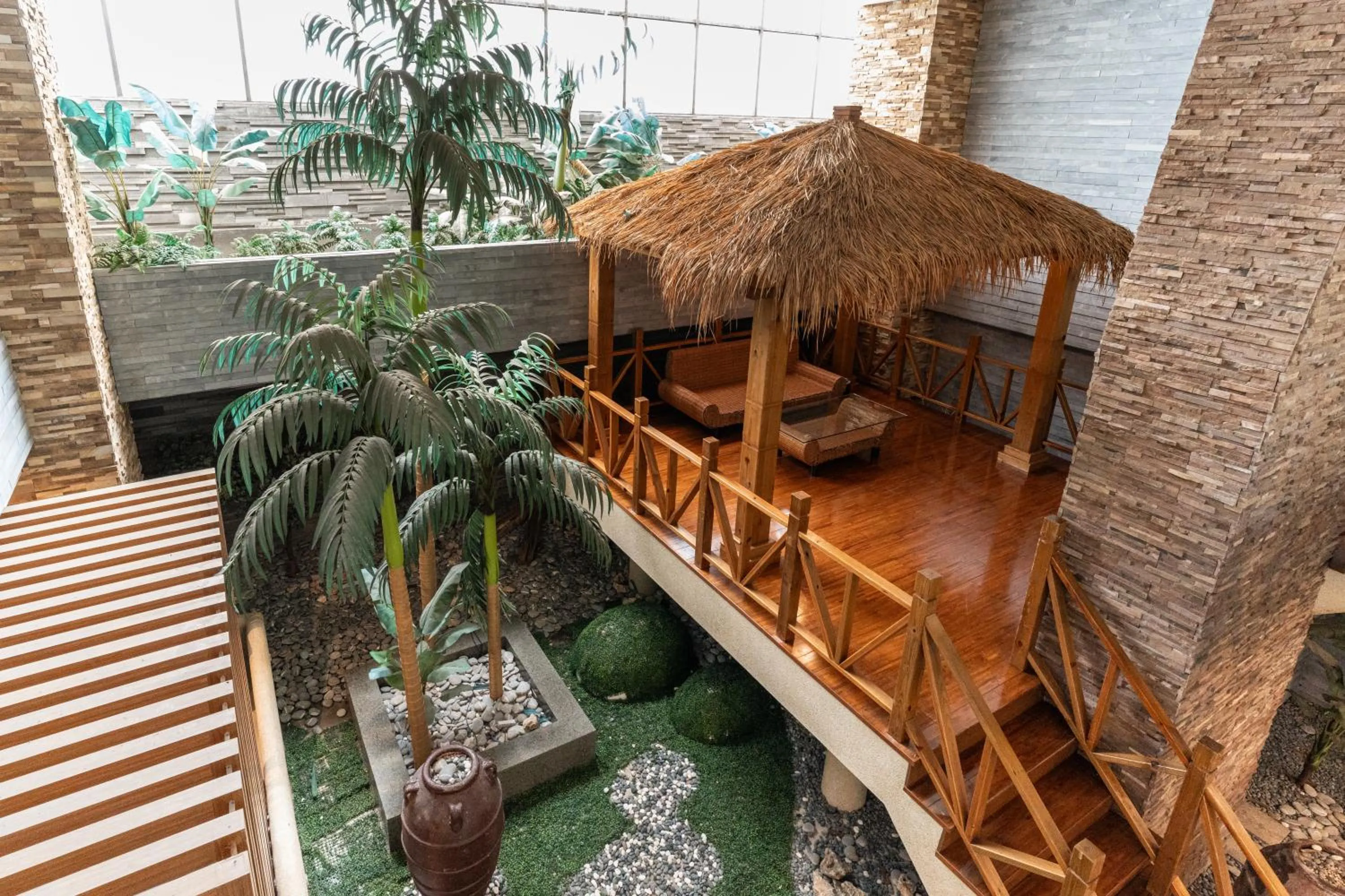 Garden view in OHYA Chain Boutique Motel-Linkou