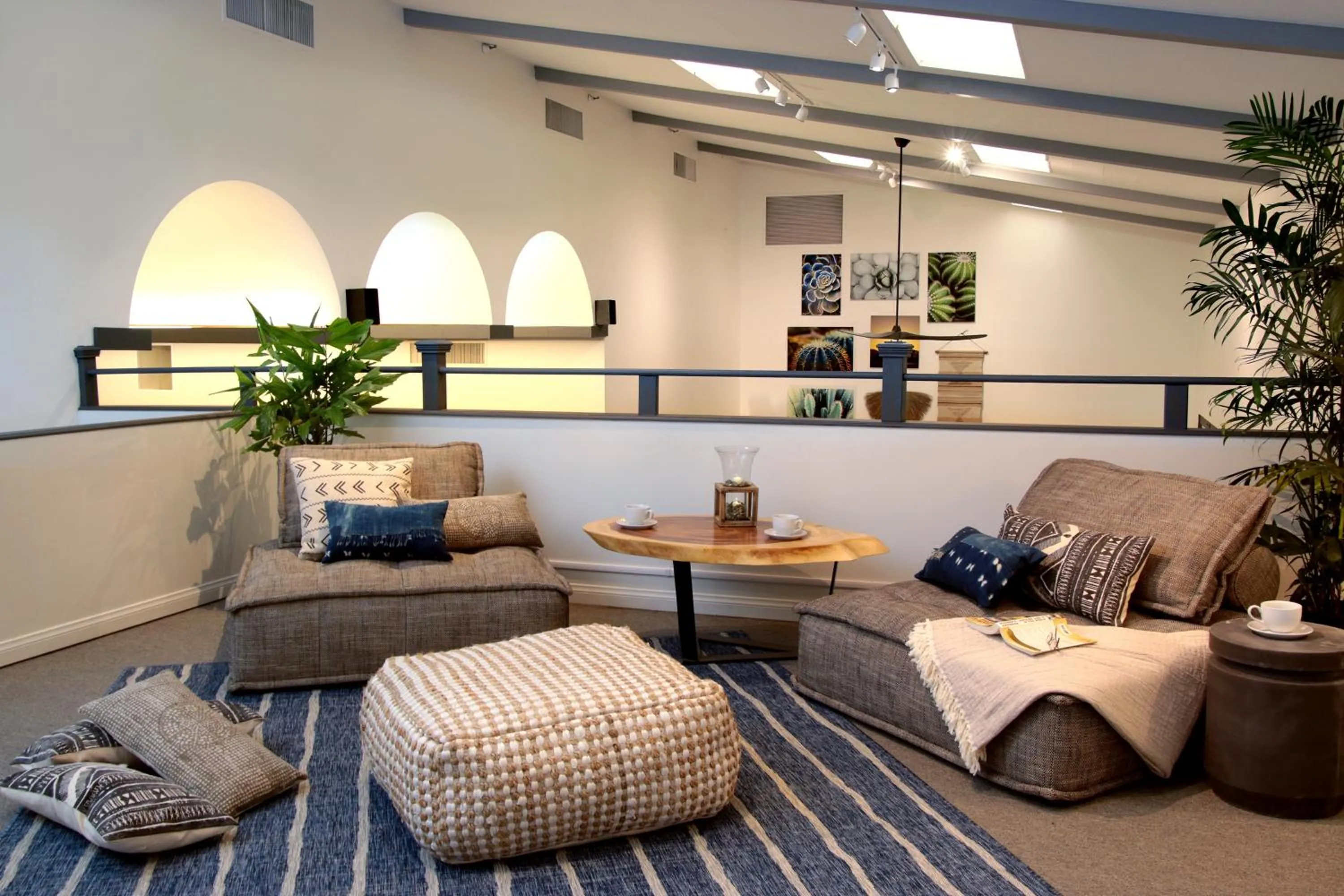 Seating area in Azure Palm Hot Springs