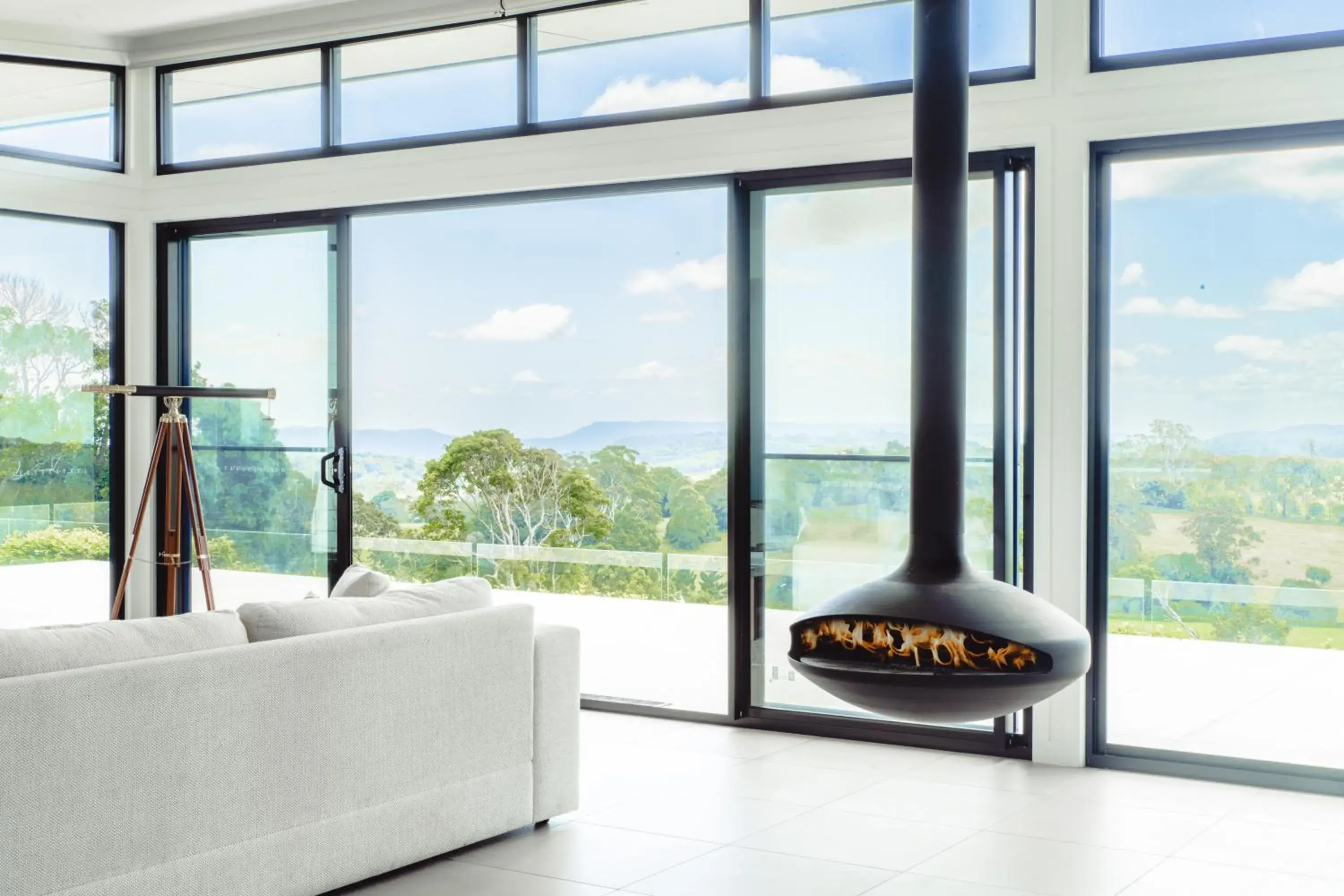 Four-Bedroom House in Beechmont Estate Four-Bedroom House in Beechmont Estate