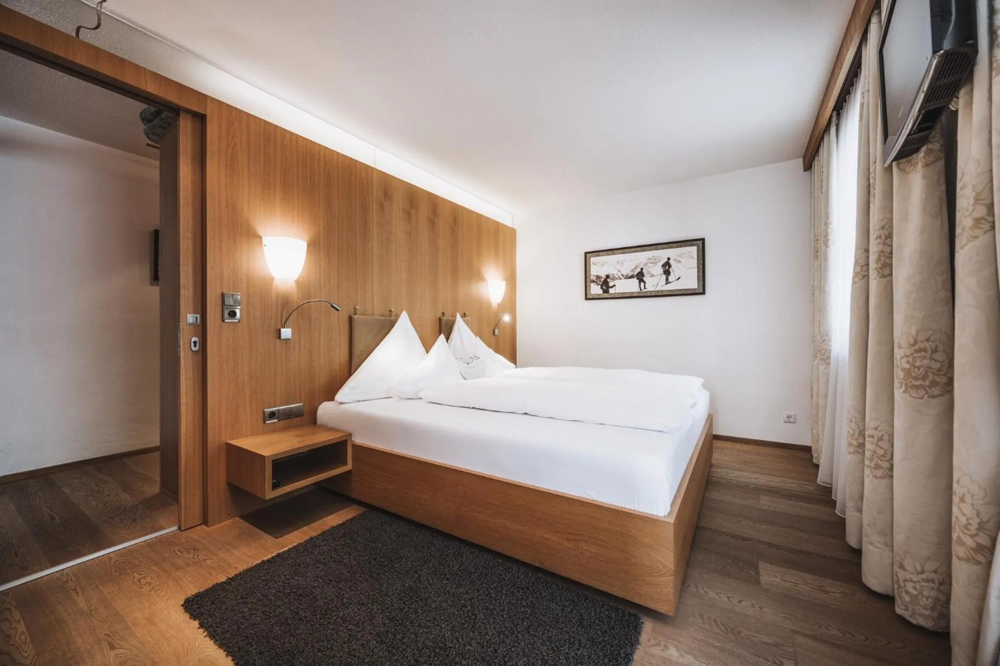 Photo of the whole room, Bed in Hotel Gaspingerhof