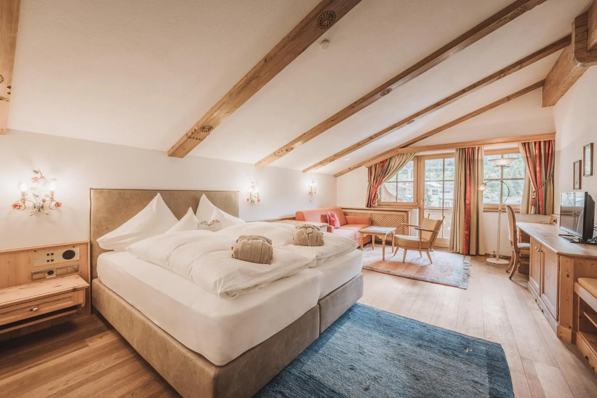 Photo of the whole room, Bed in Hotel Gaspingerhof