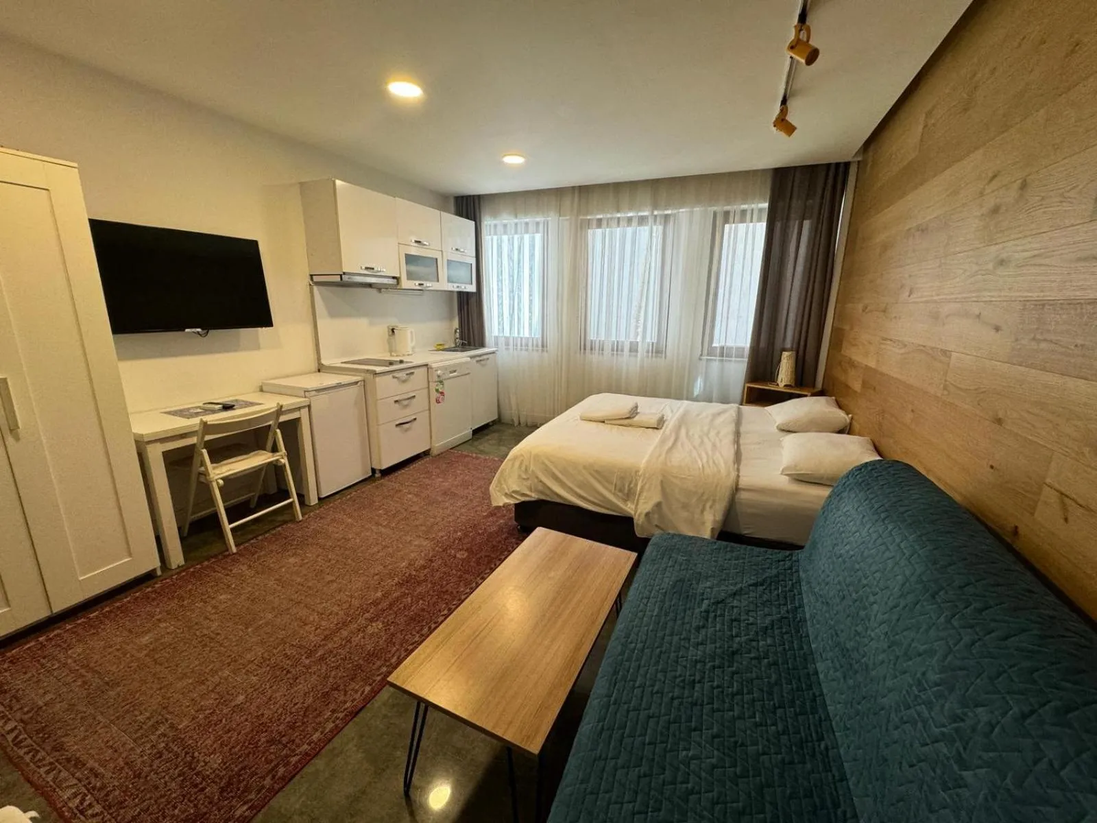 Bed in Istanbul Hub Flats