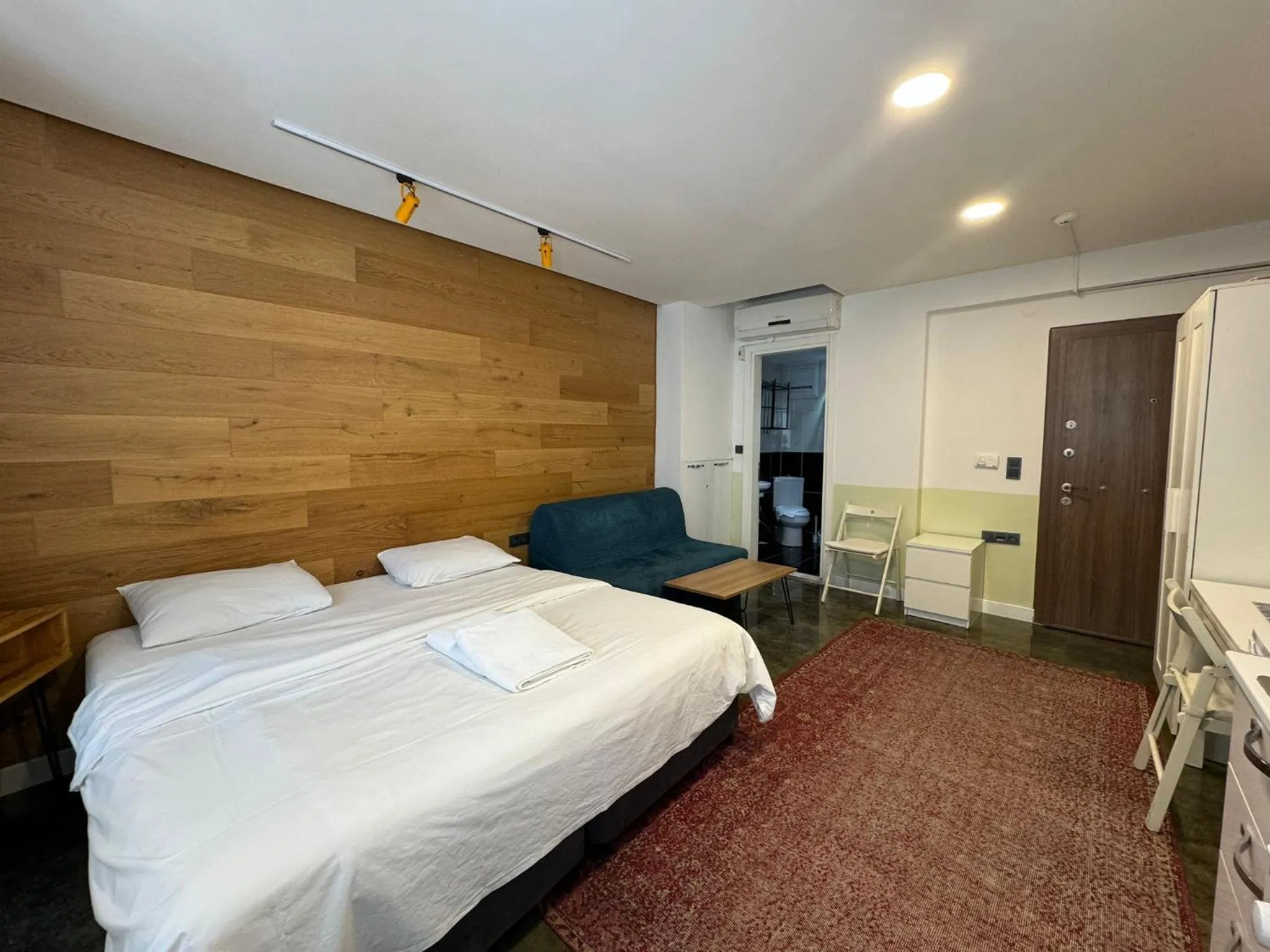 Bed in Istanbul Hub Flats