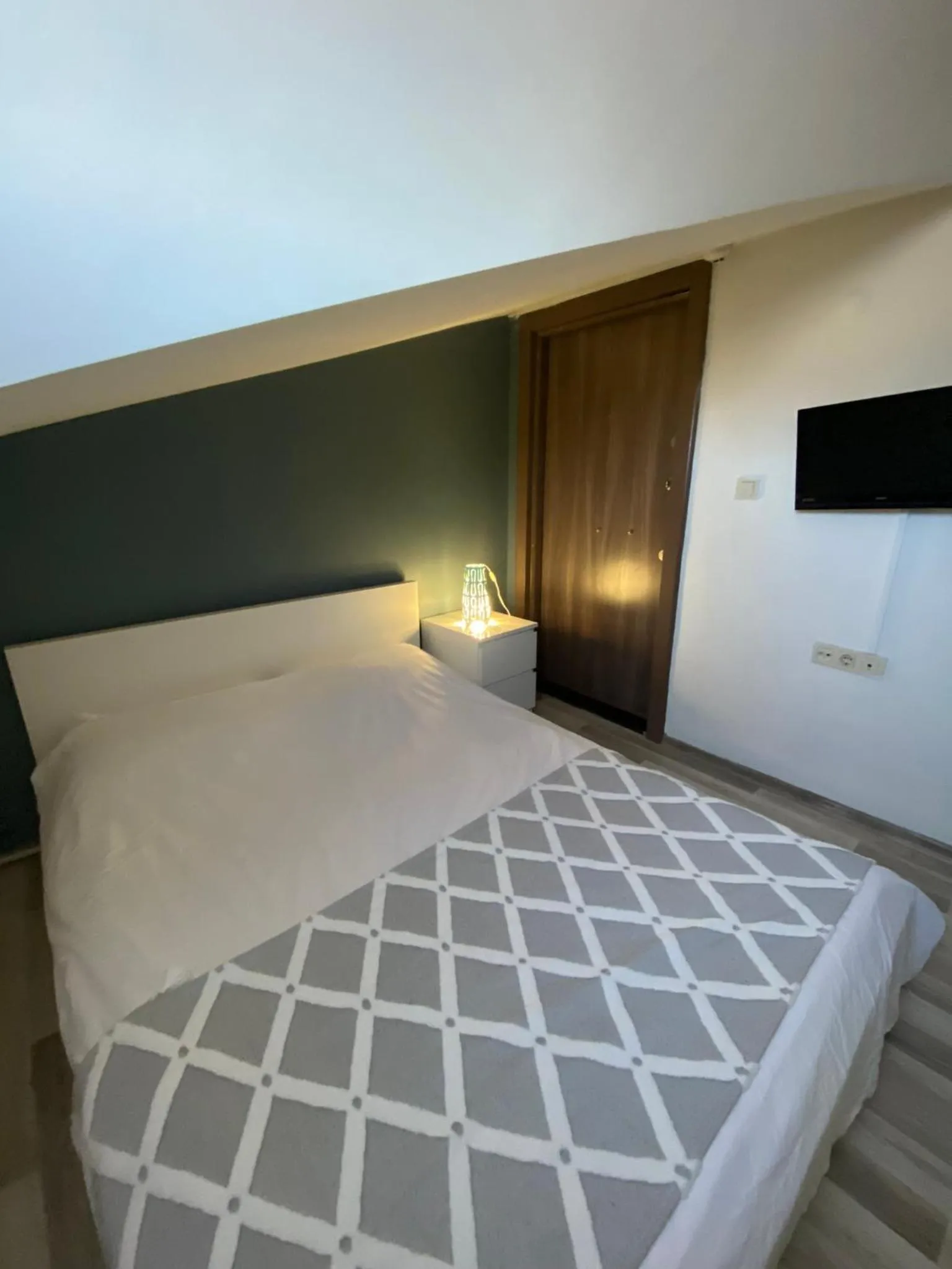 Bed in Istanbul Hub Flats