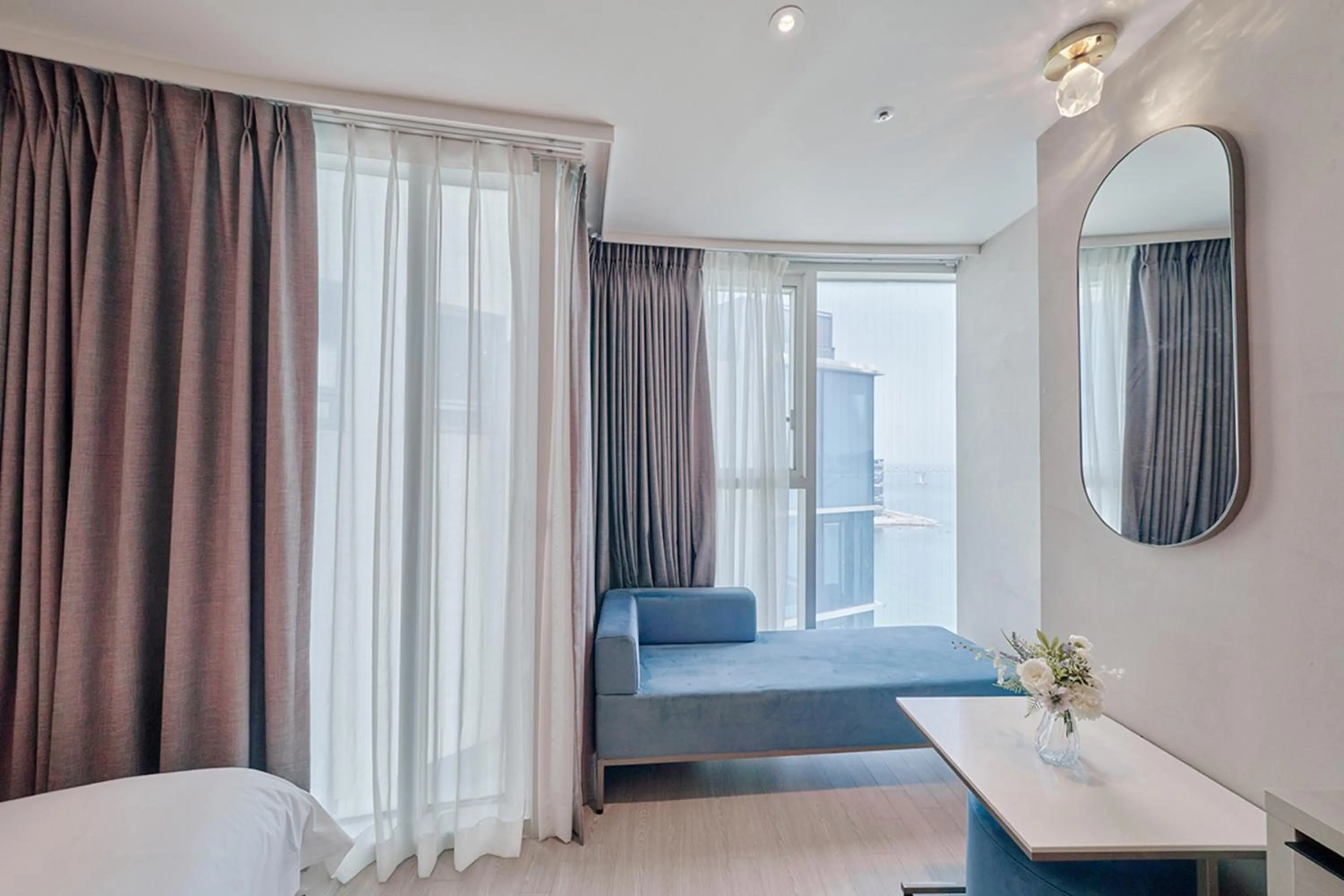 Bed in Hotel Aqua Palace