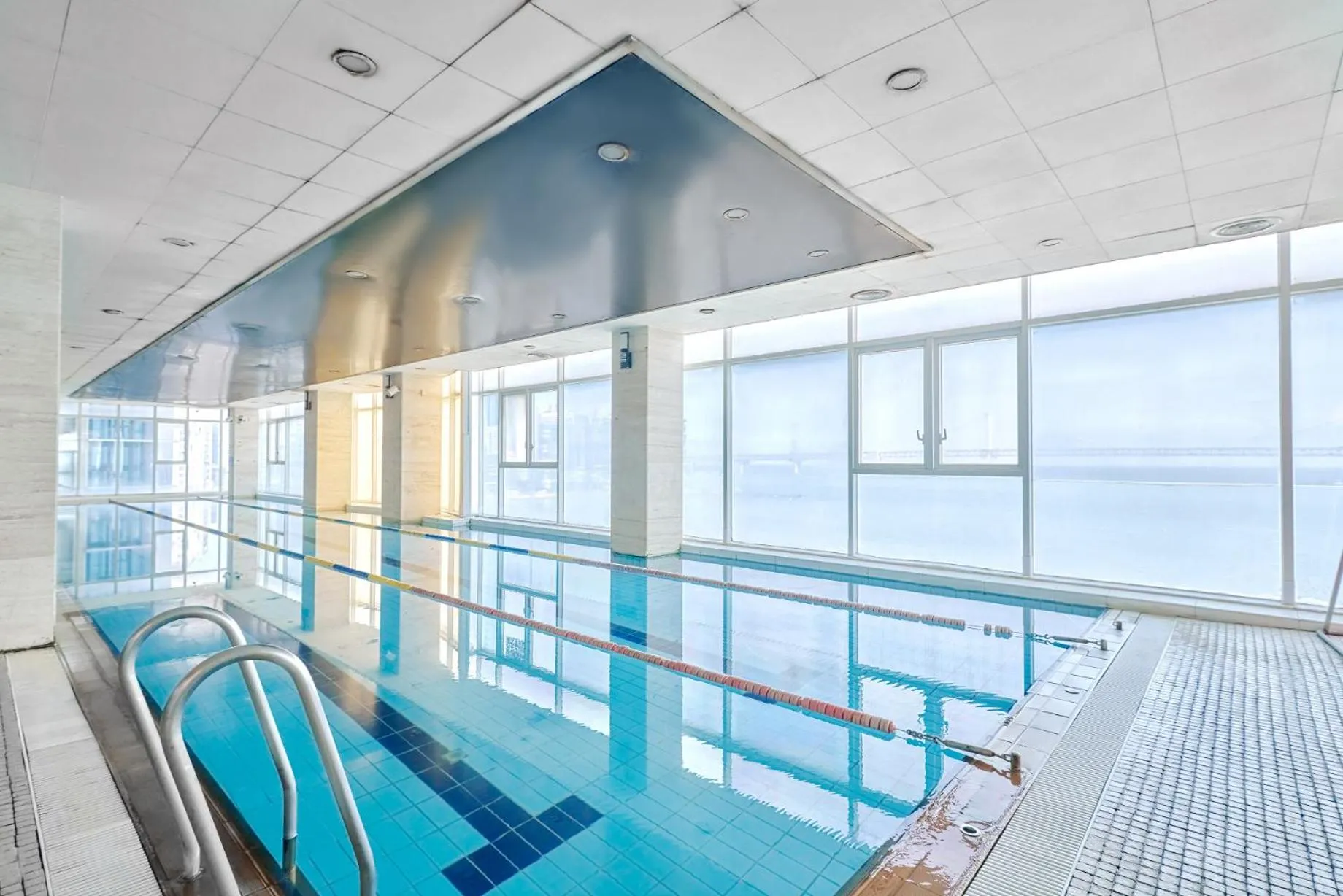 Swimming pool in Hotel Aqua Palace
