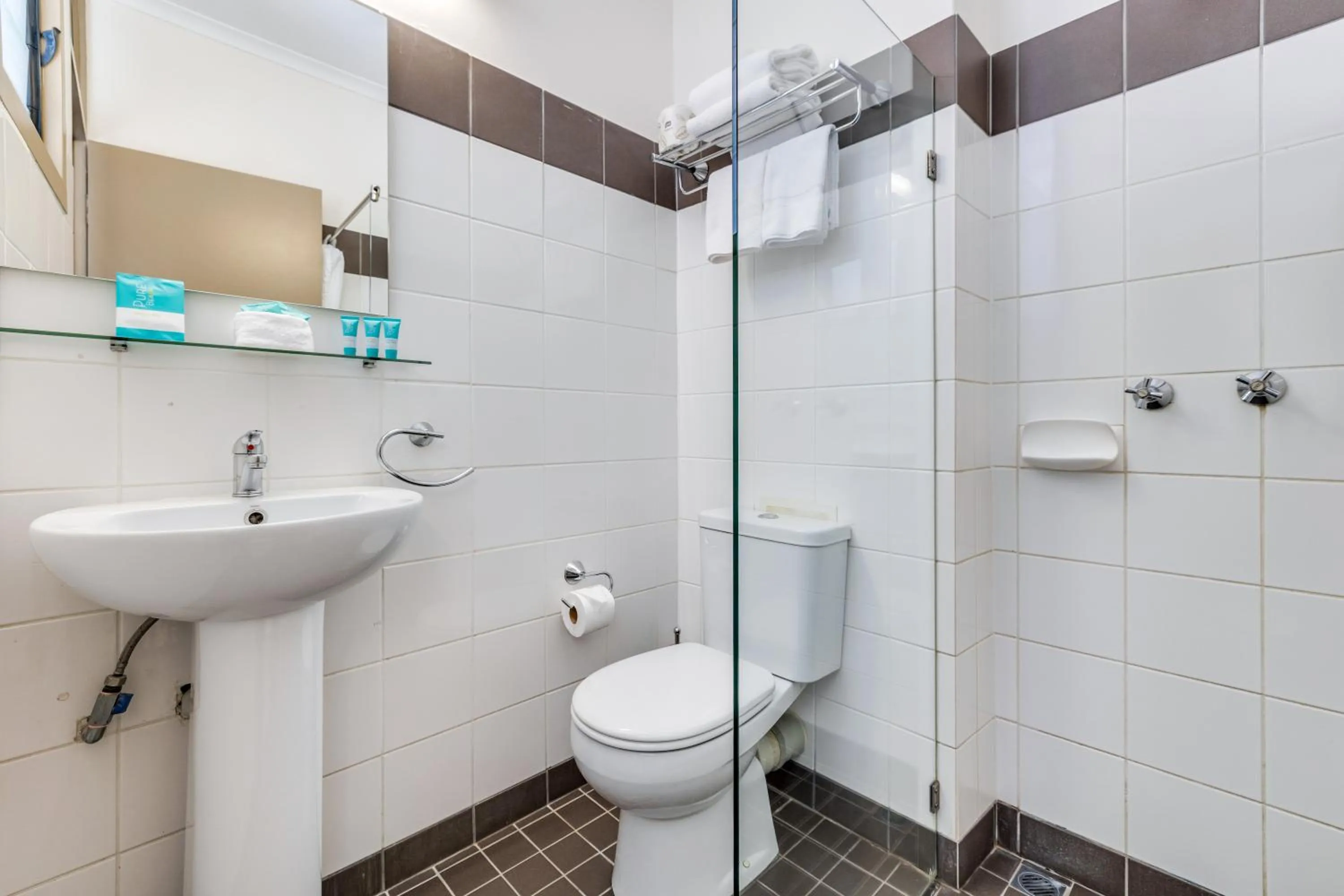 Bathroom in Vitina Studios by Argus