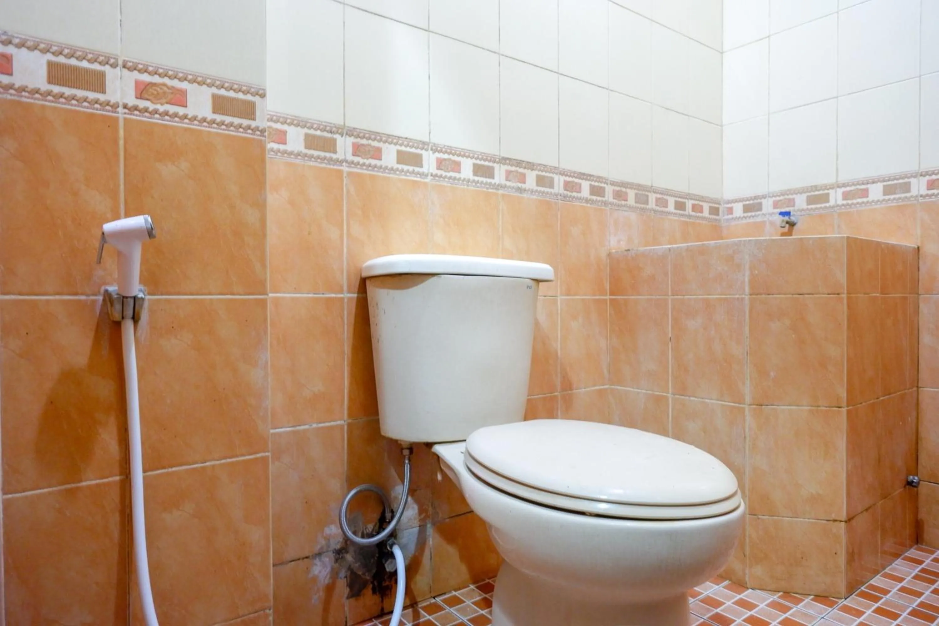 Bathroom in KoolKost near Kawasan Simpang Lima Semarang