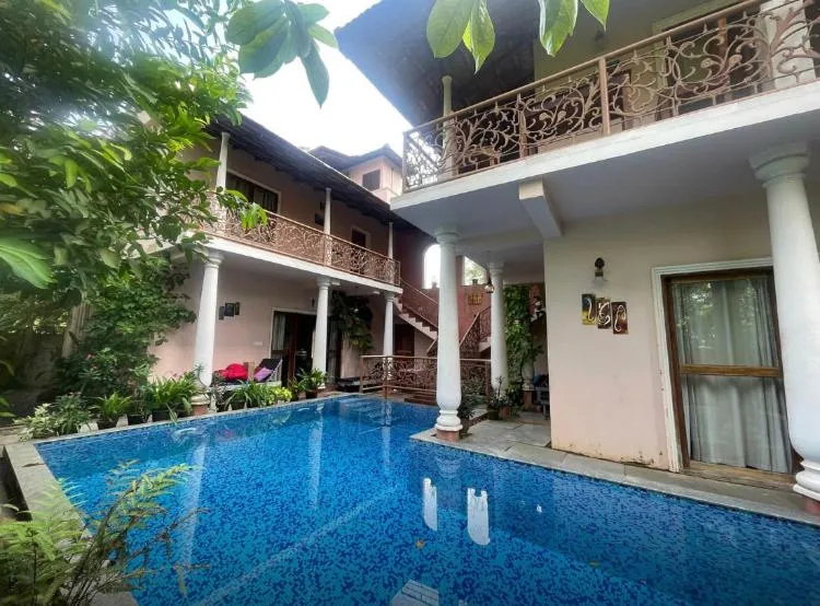 Property building in Mandaram villas