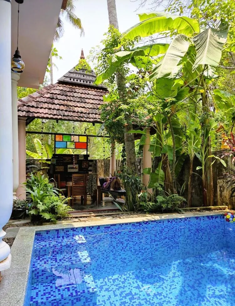 Property building in Mandaram villas