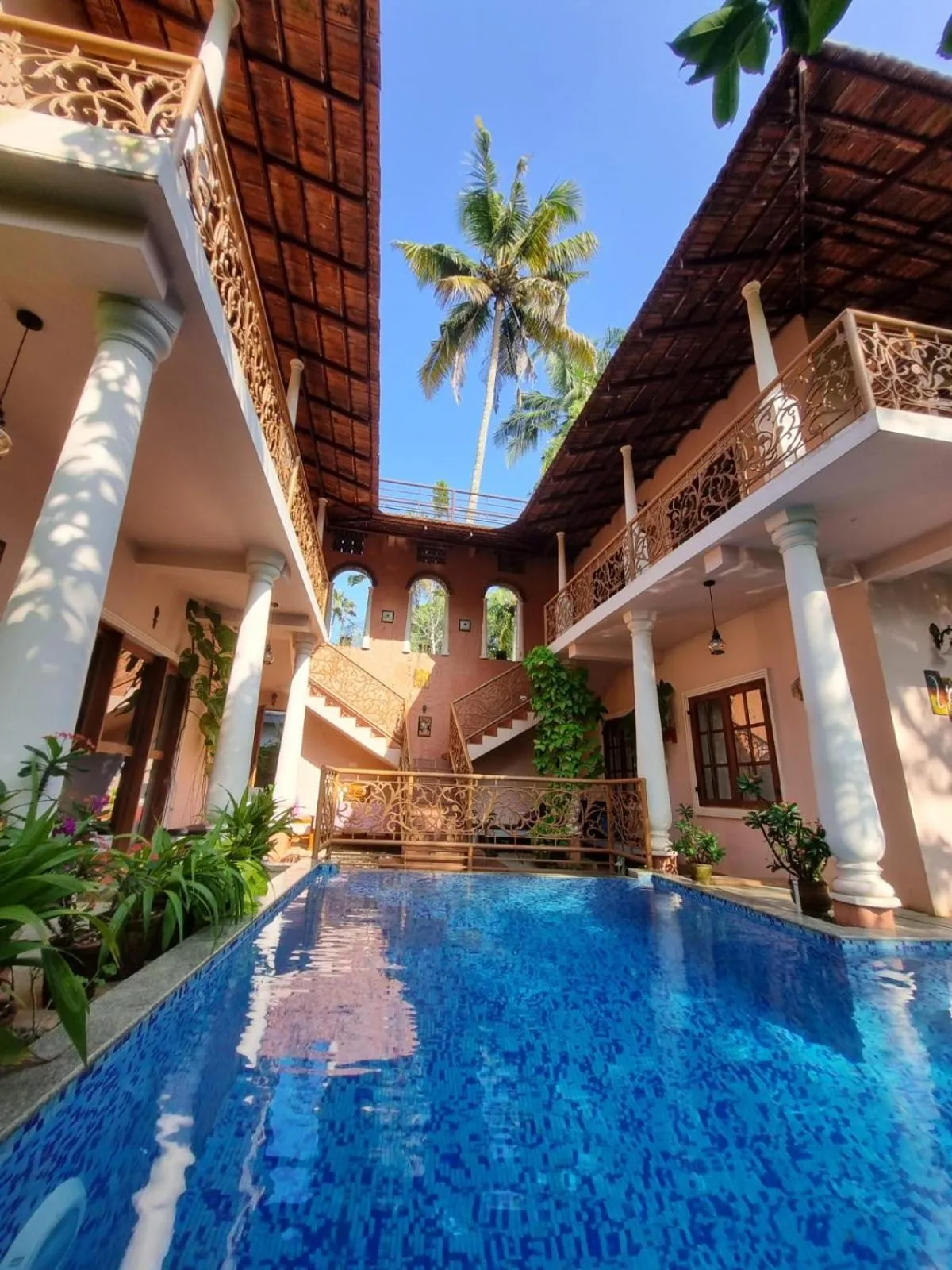 Property building in Mandaram villas