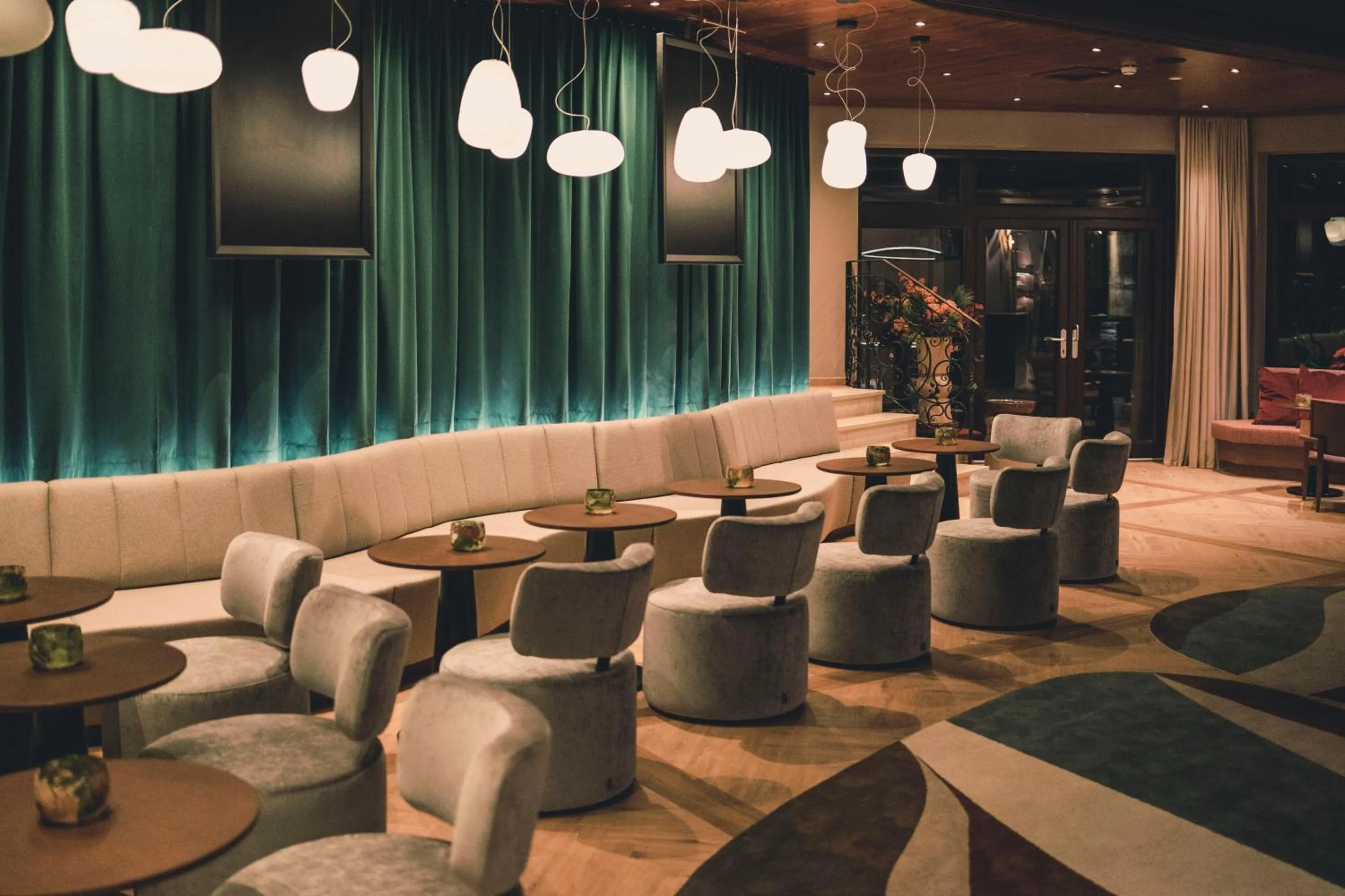 Seating area in Upside Down Town Hotel-Neue Post