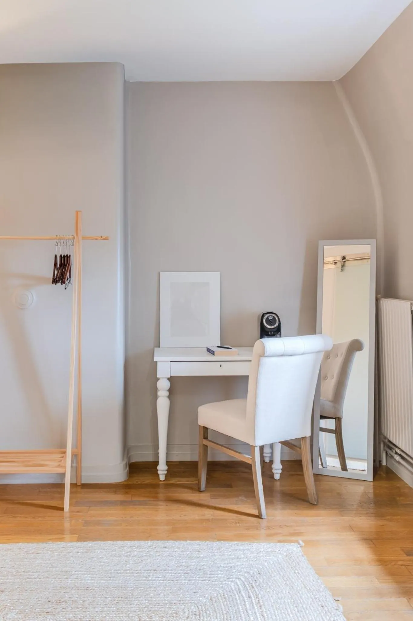 Photo of the whole room in Hotel Ô Château