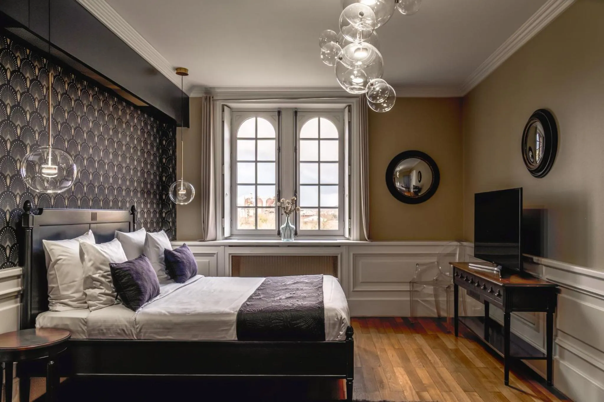 Photo of the whole room, Bed in Hotel Ô Château