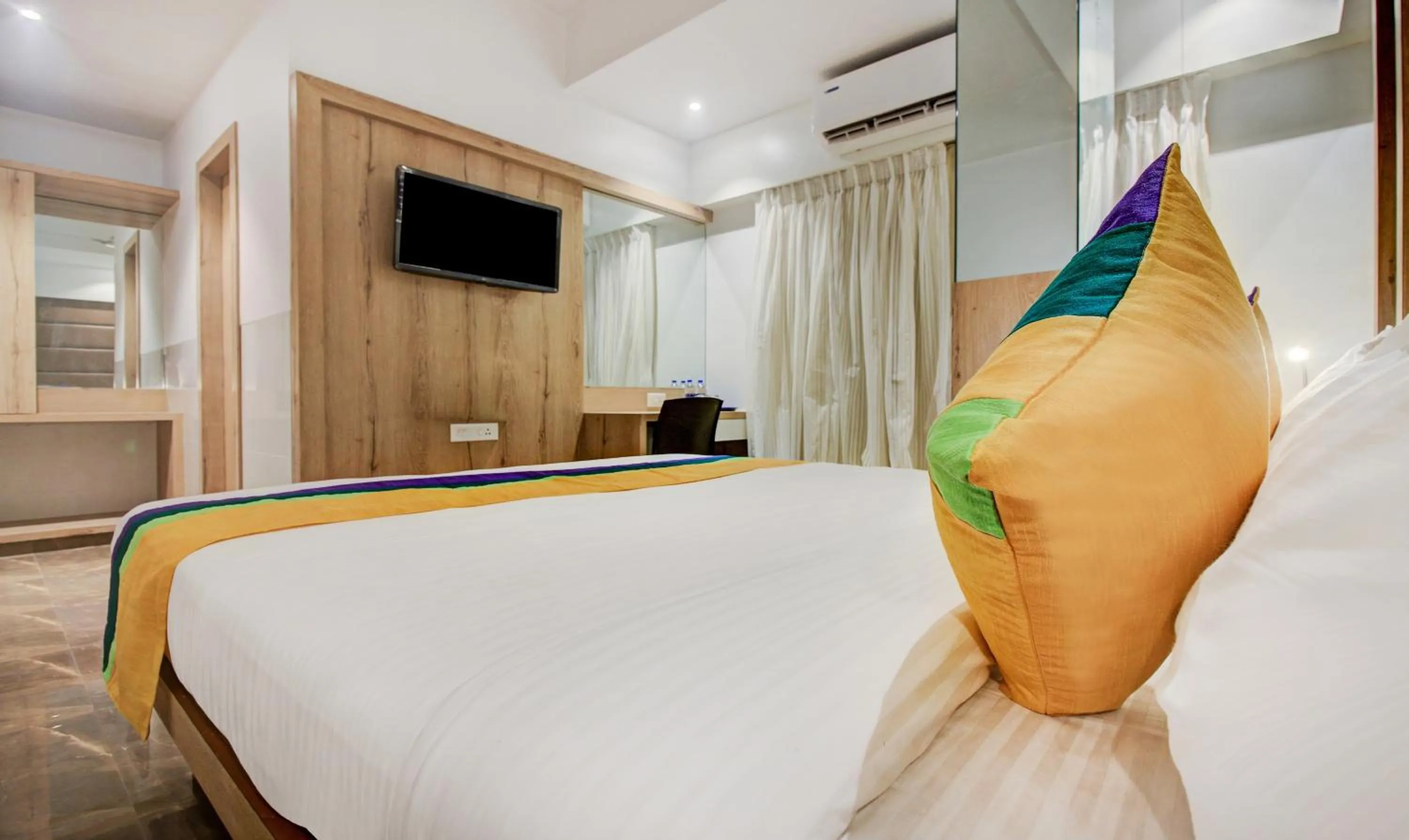 Bed in Hotel Aarush Inn