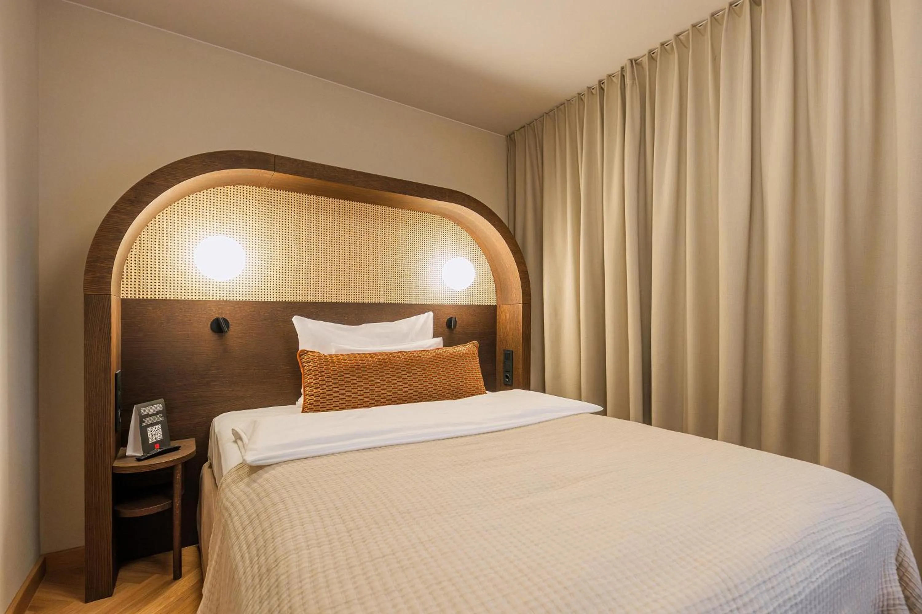 Bedroom, Bed in Hotel Palais Mailberger Hof