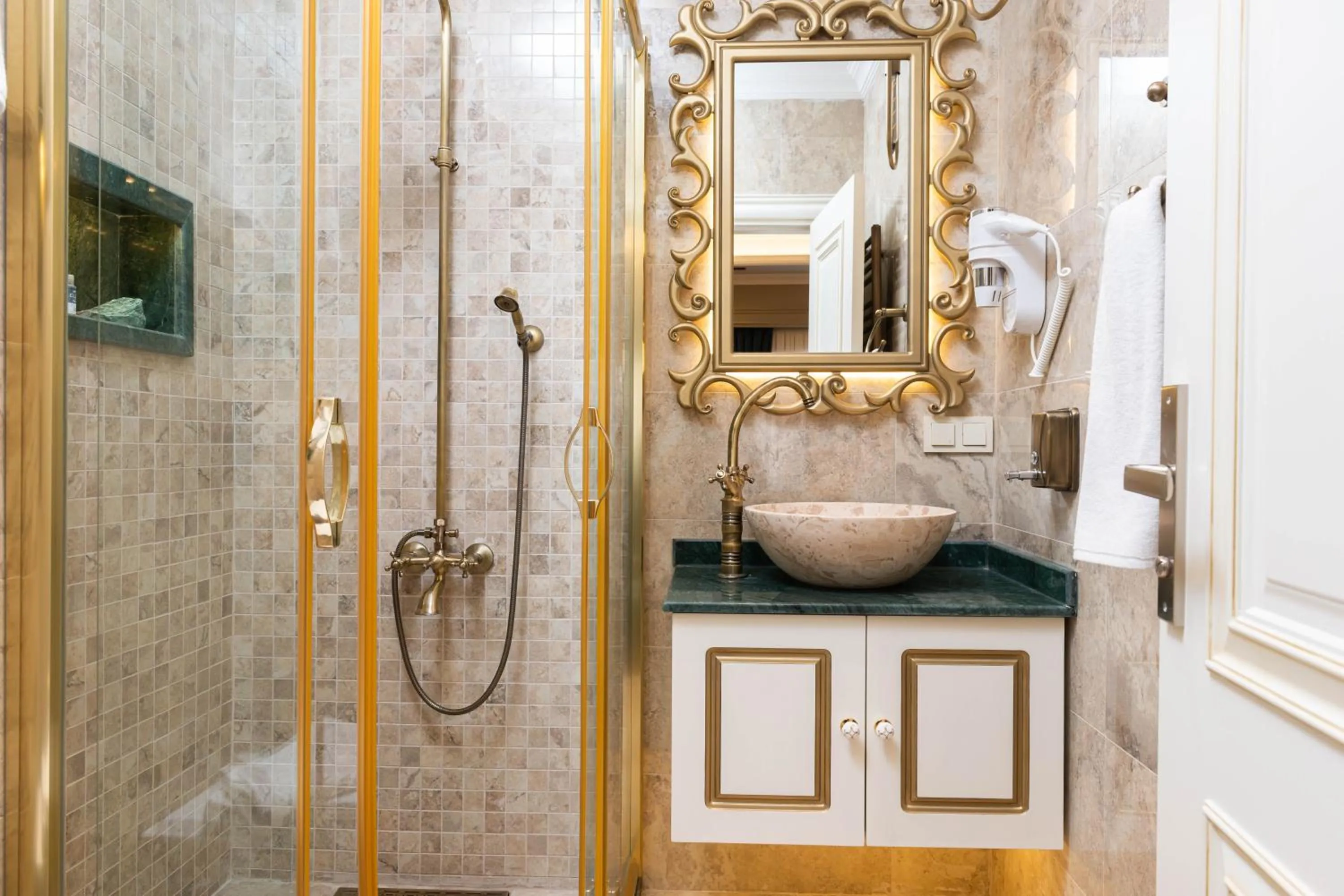 Begonville Mansion Oldcity