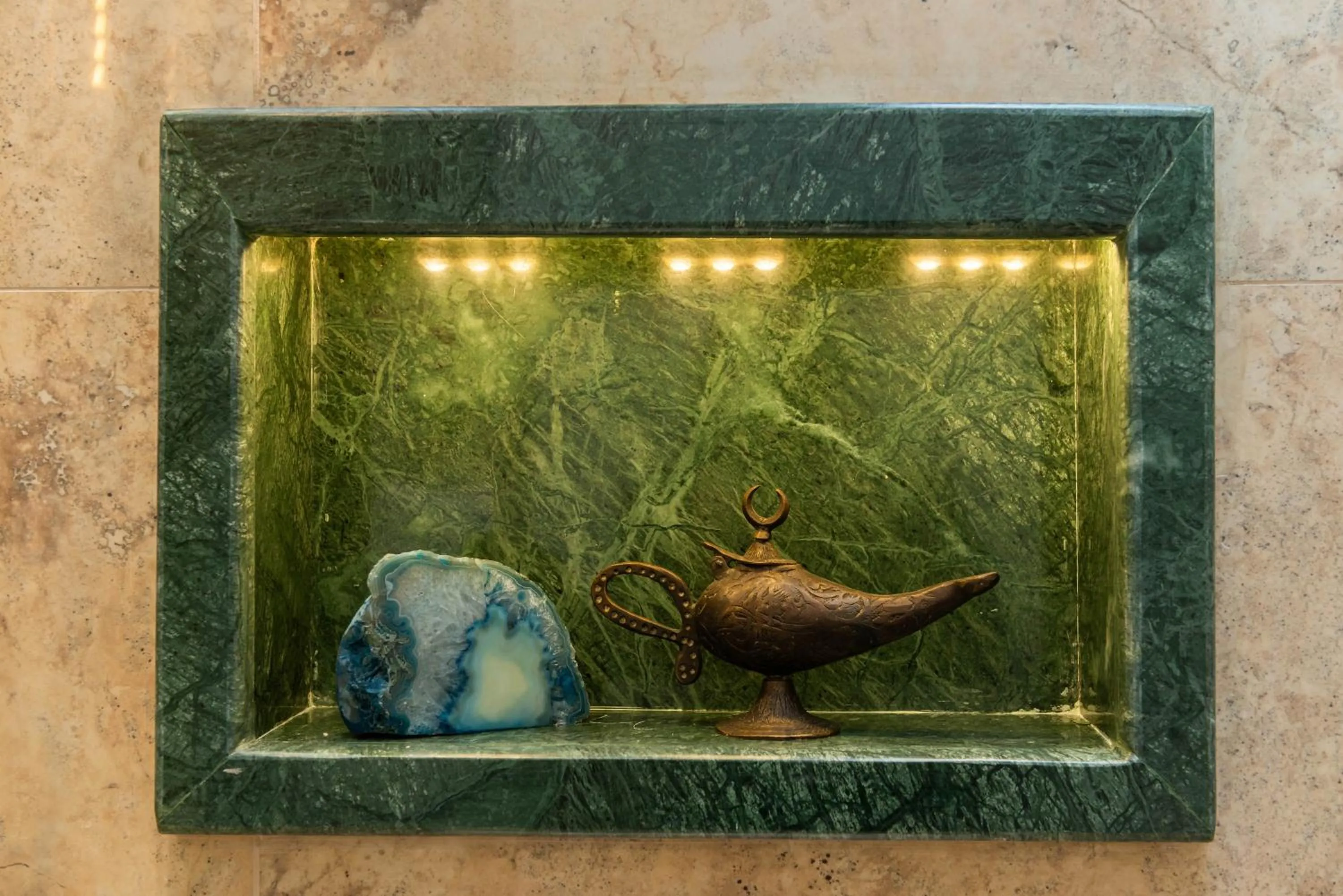 Bathroom in Begonville Mansion Oldcity