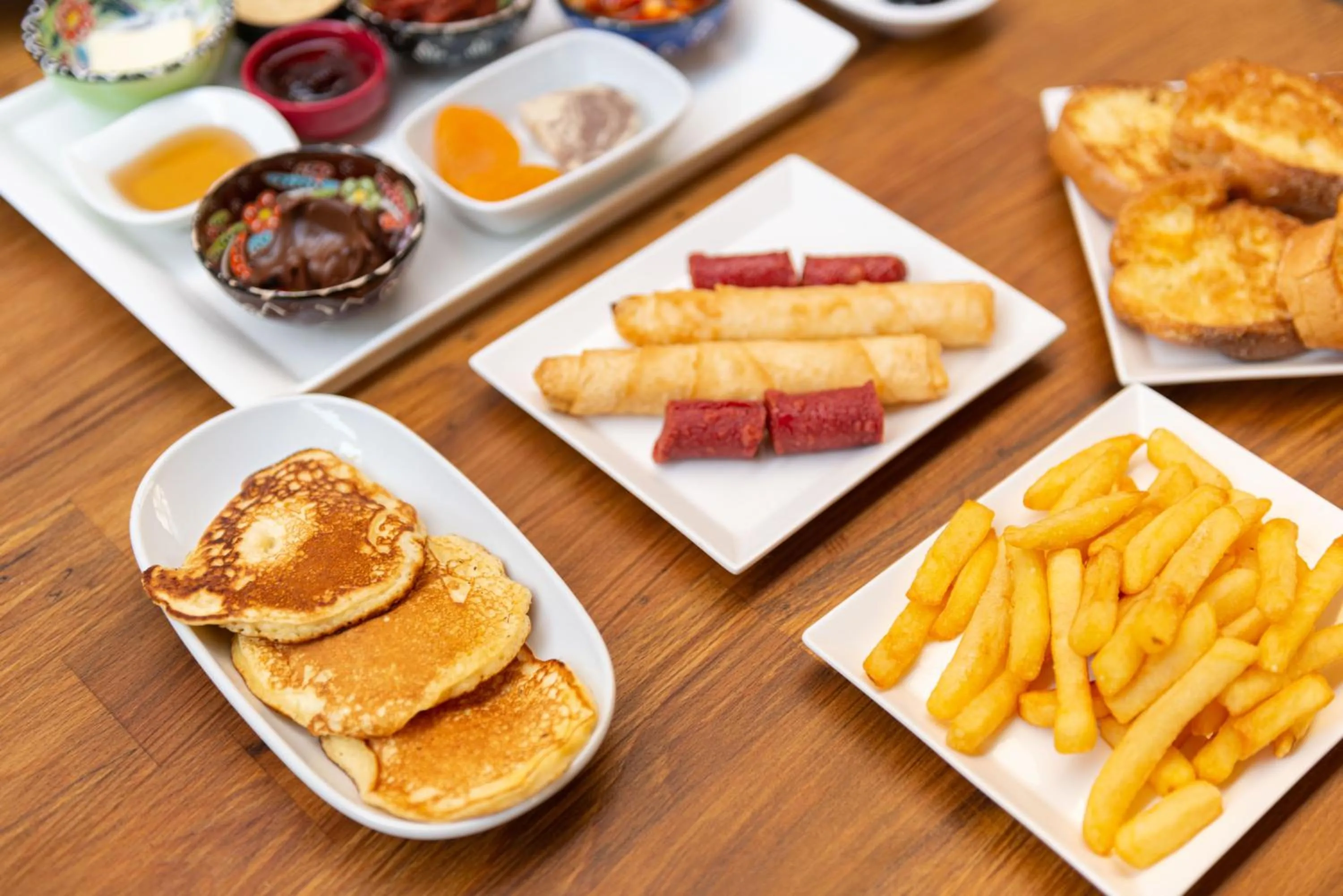 Breakfast in Begonville Mansion Oldcity