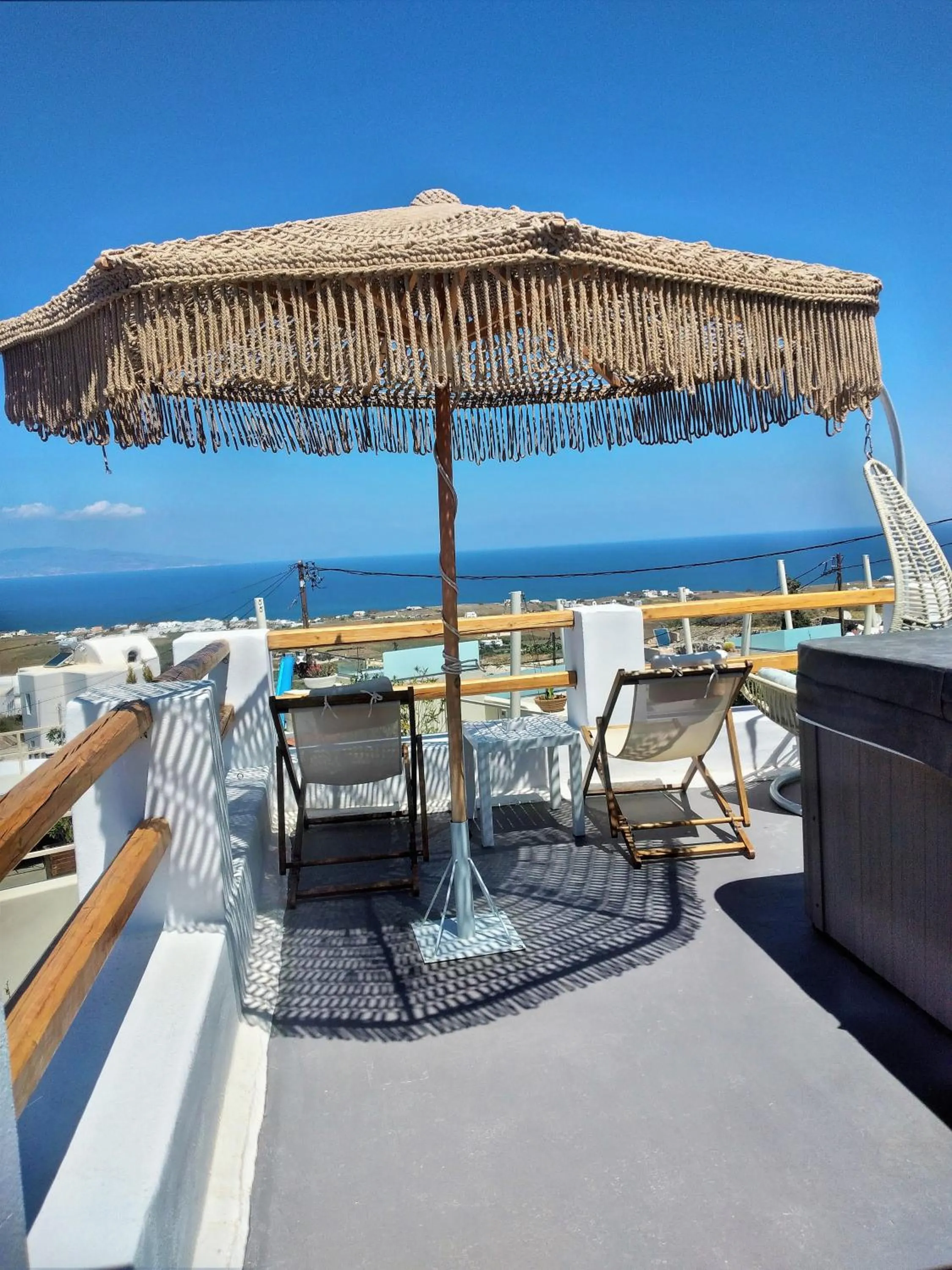 Hot Tub in Aetheria Villas