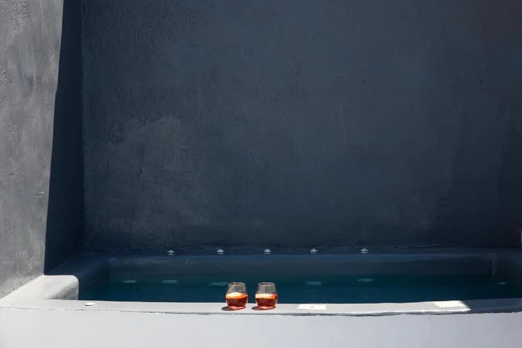 Hot Tub in Aetheria Villas