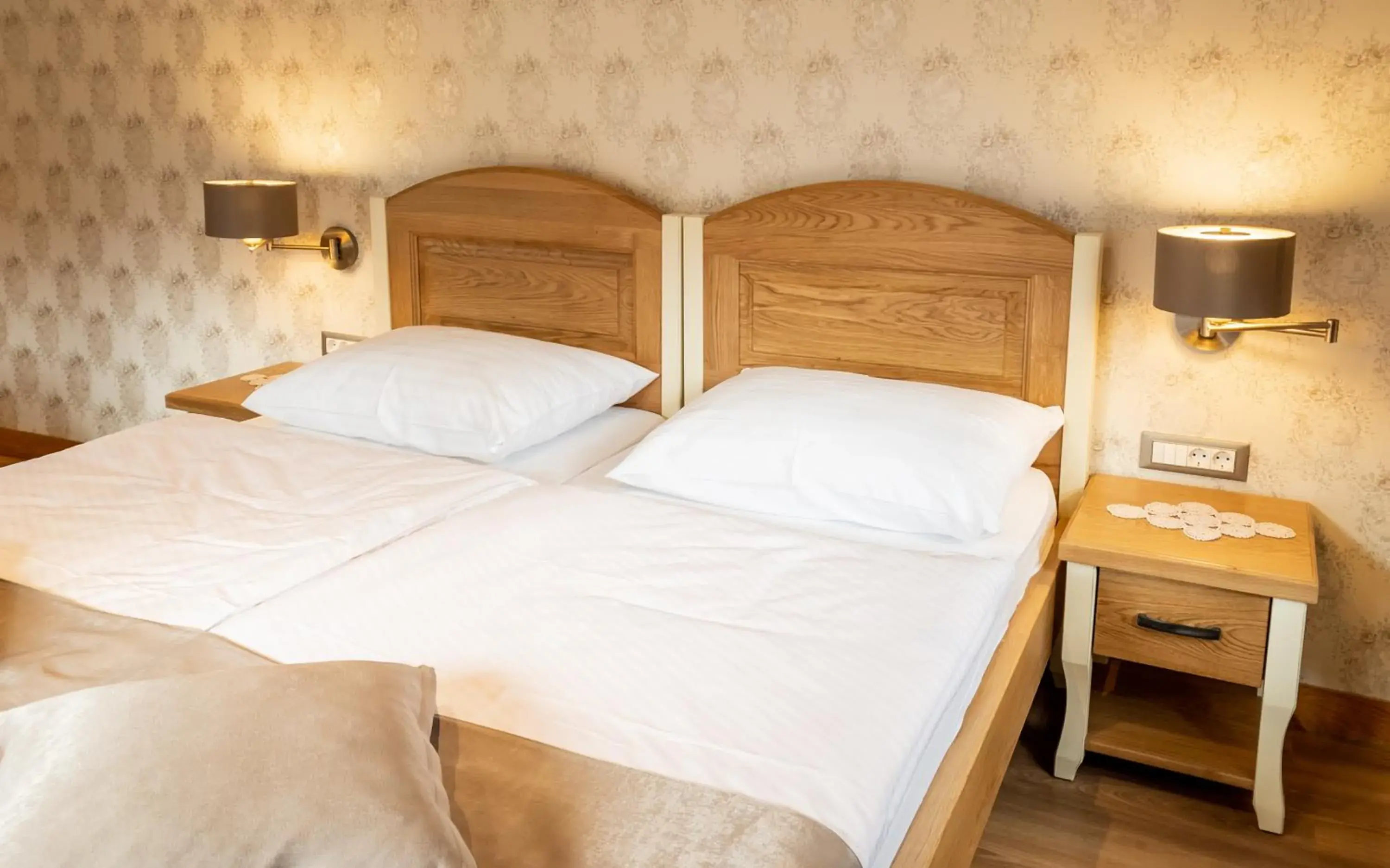 Deluxe Double or Twin Room with City View in Guest House Pri Cesarju Deluxe Double or Twin Room with City View in Guest House Pri Cesarju