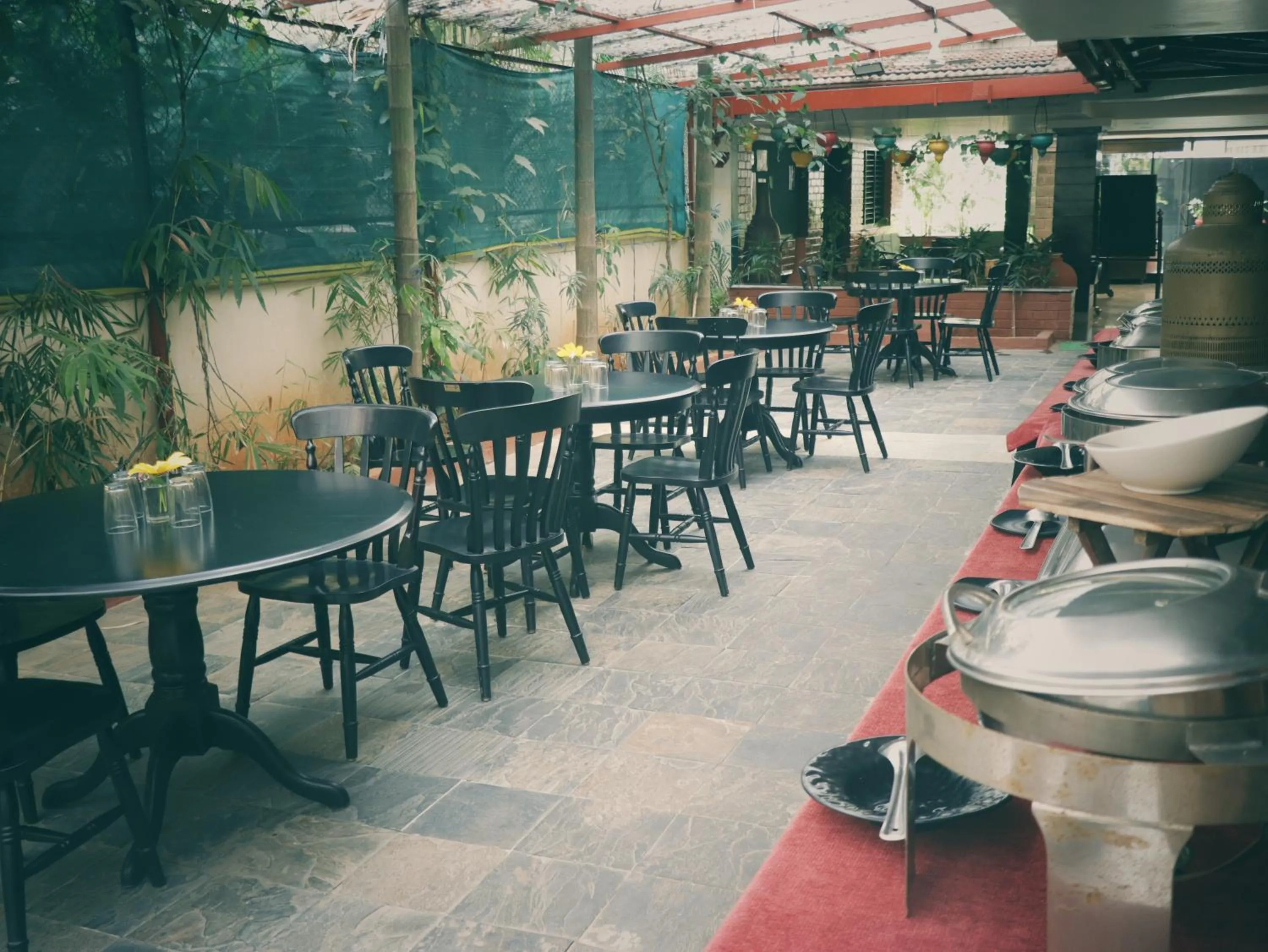 Restaurant/places to eat in The Green Path Eco Hotel