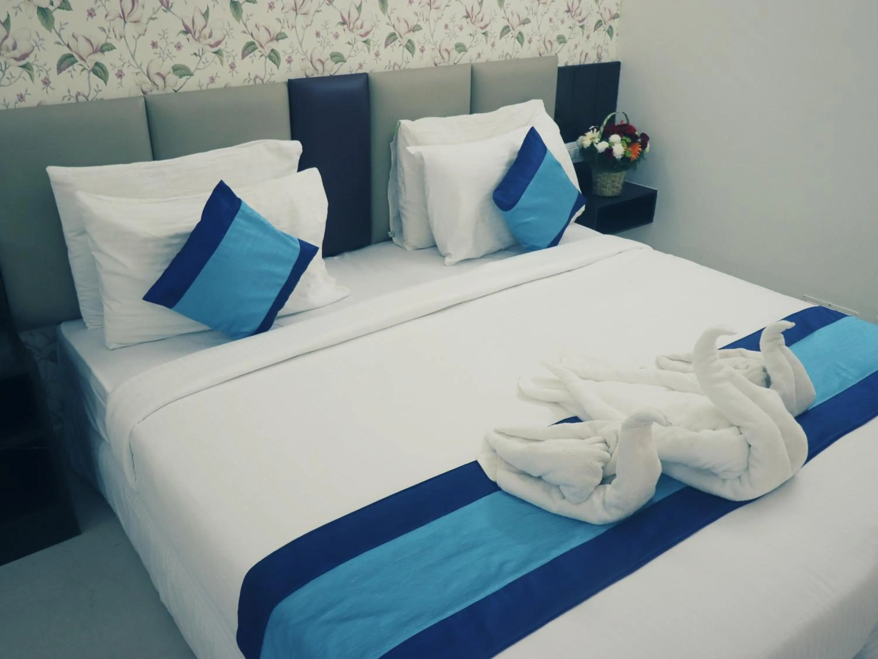 Bed in The Green Path Eco Hotel