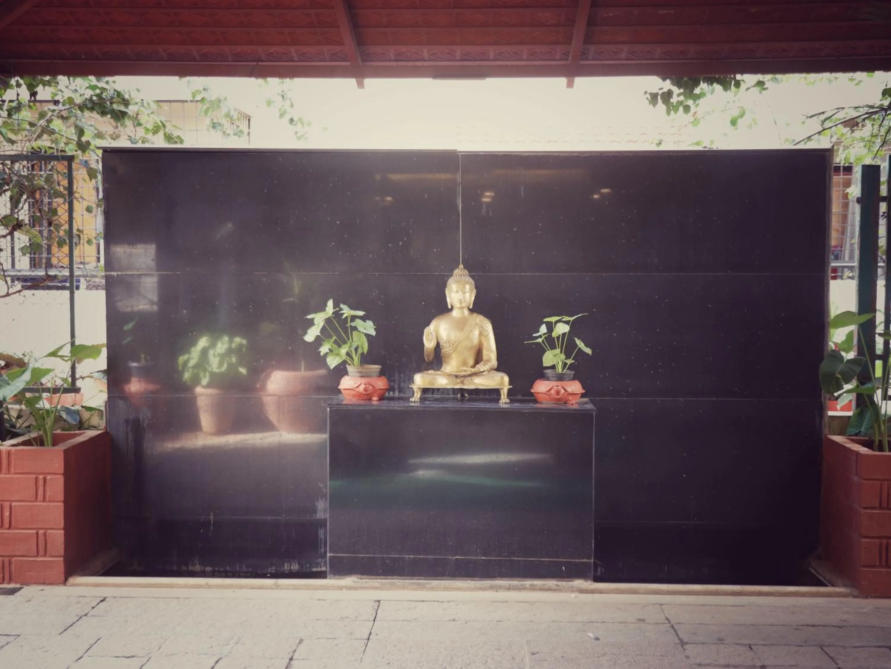 Facade/entrance in The Green Path Eco Hotel