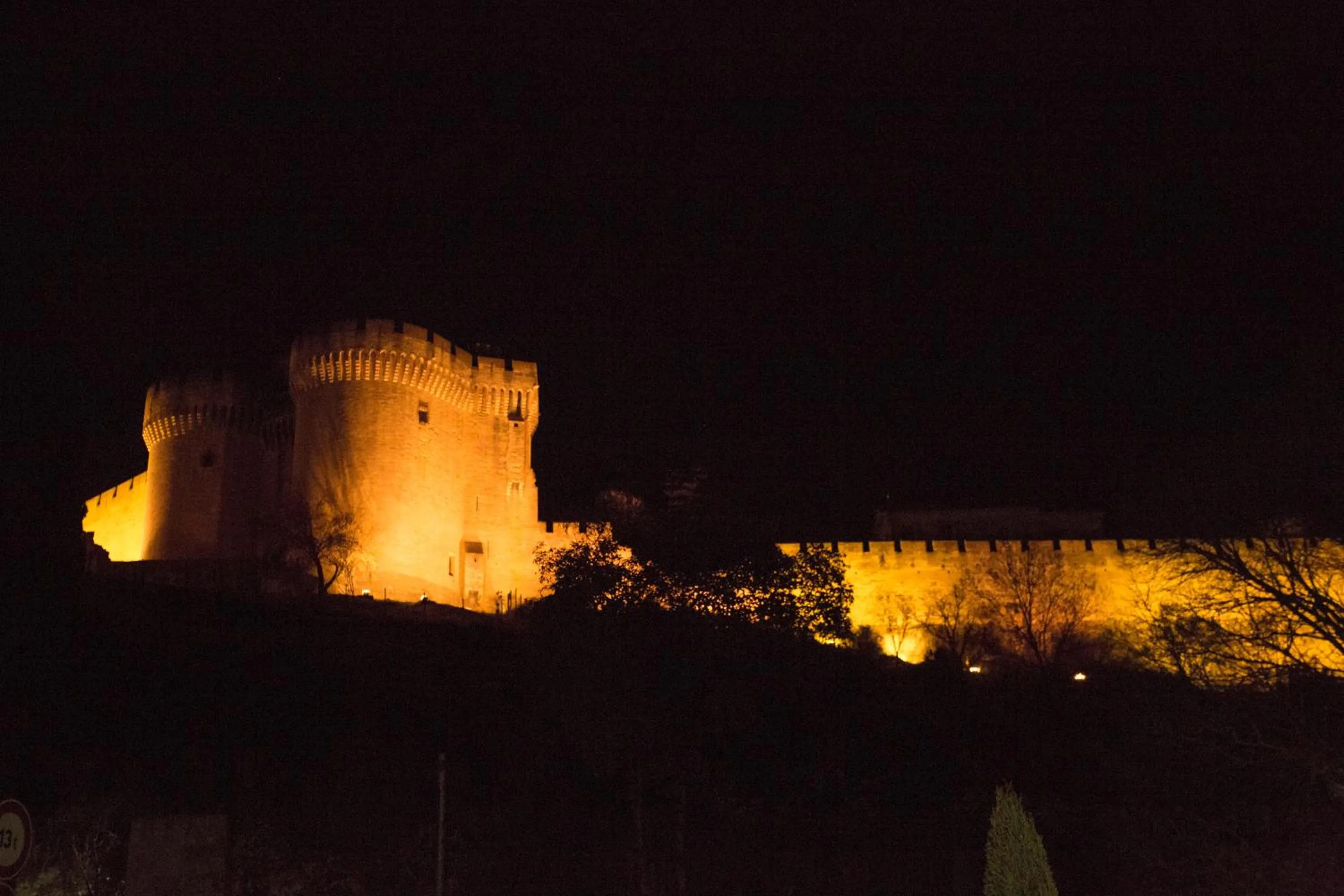 Nearby landmark in Zenao Appart'hôtels Villeneuve-lès-Avignon