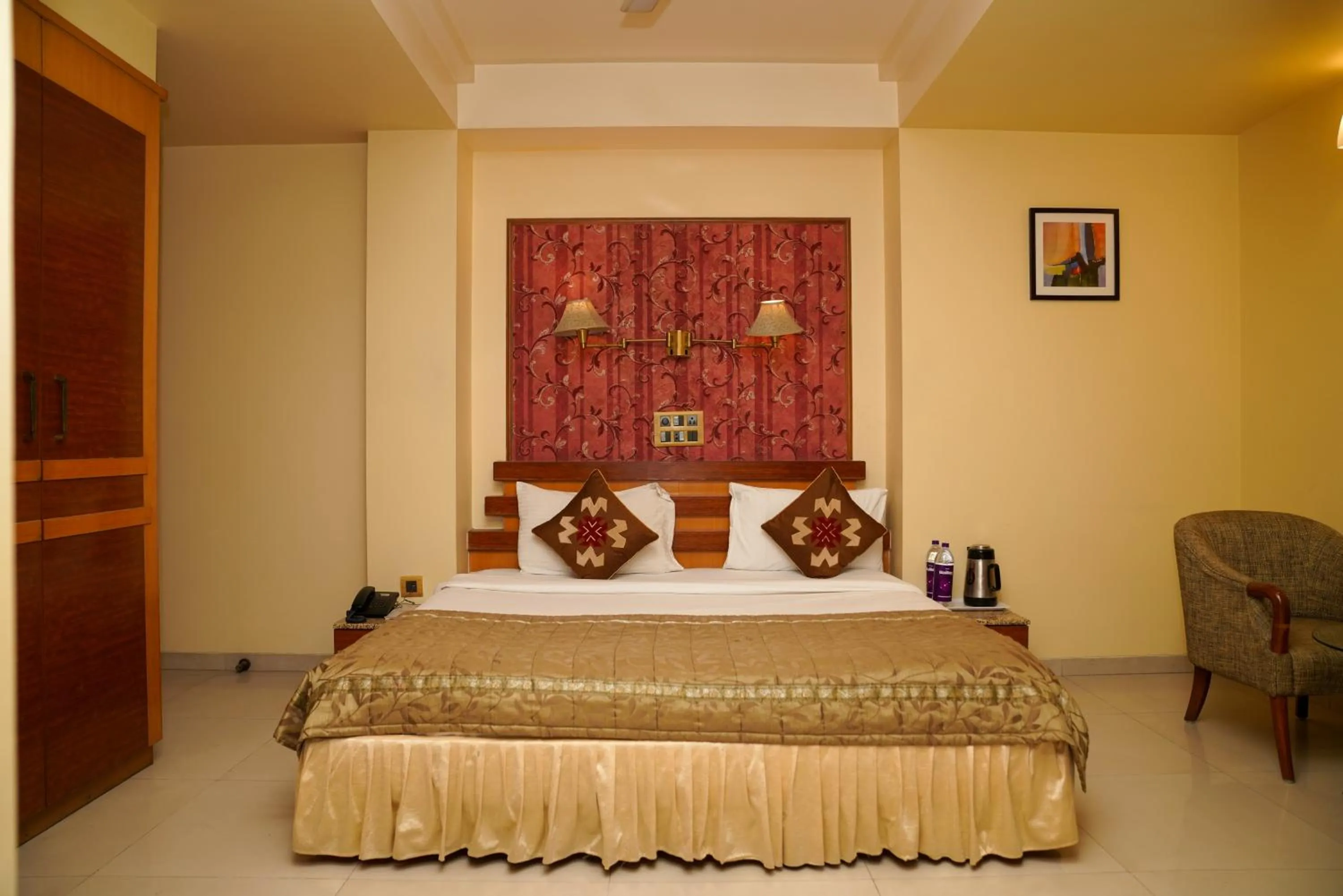 Bed in The Deccan Royaale, Shivaji Nagar