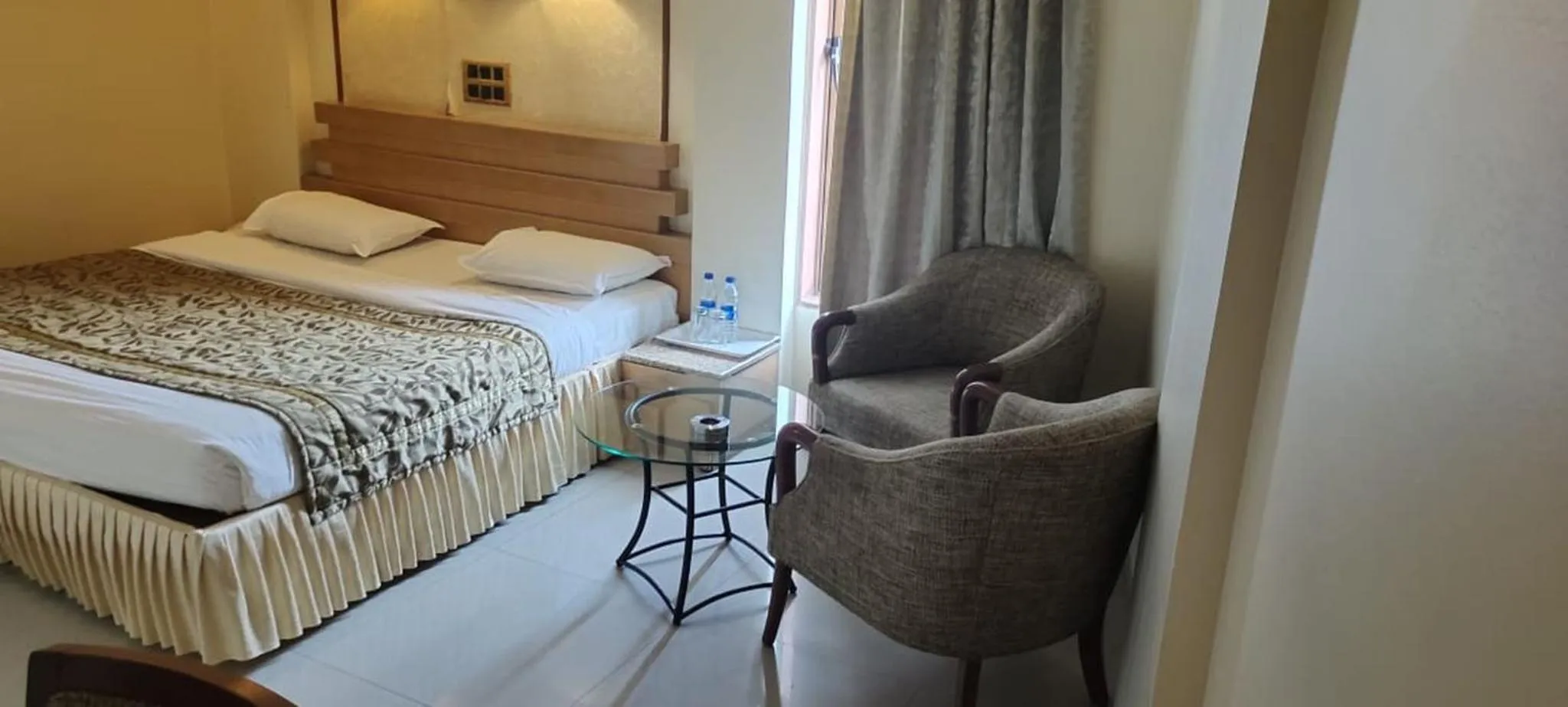 Bed in The Deccan Royaale, Shivaji Nagar