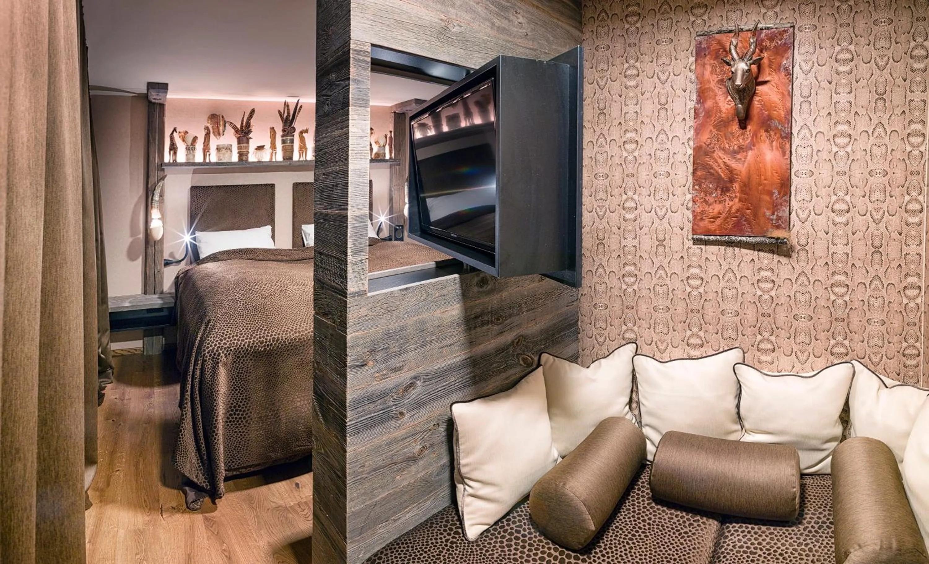 Photo of the whole room in Boutique Hotel im Auracher Löchl