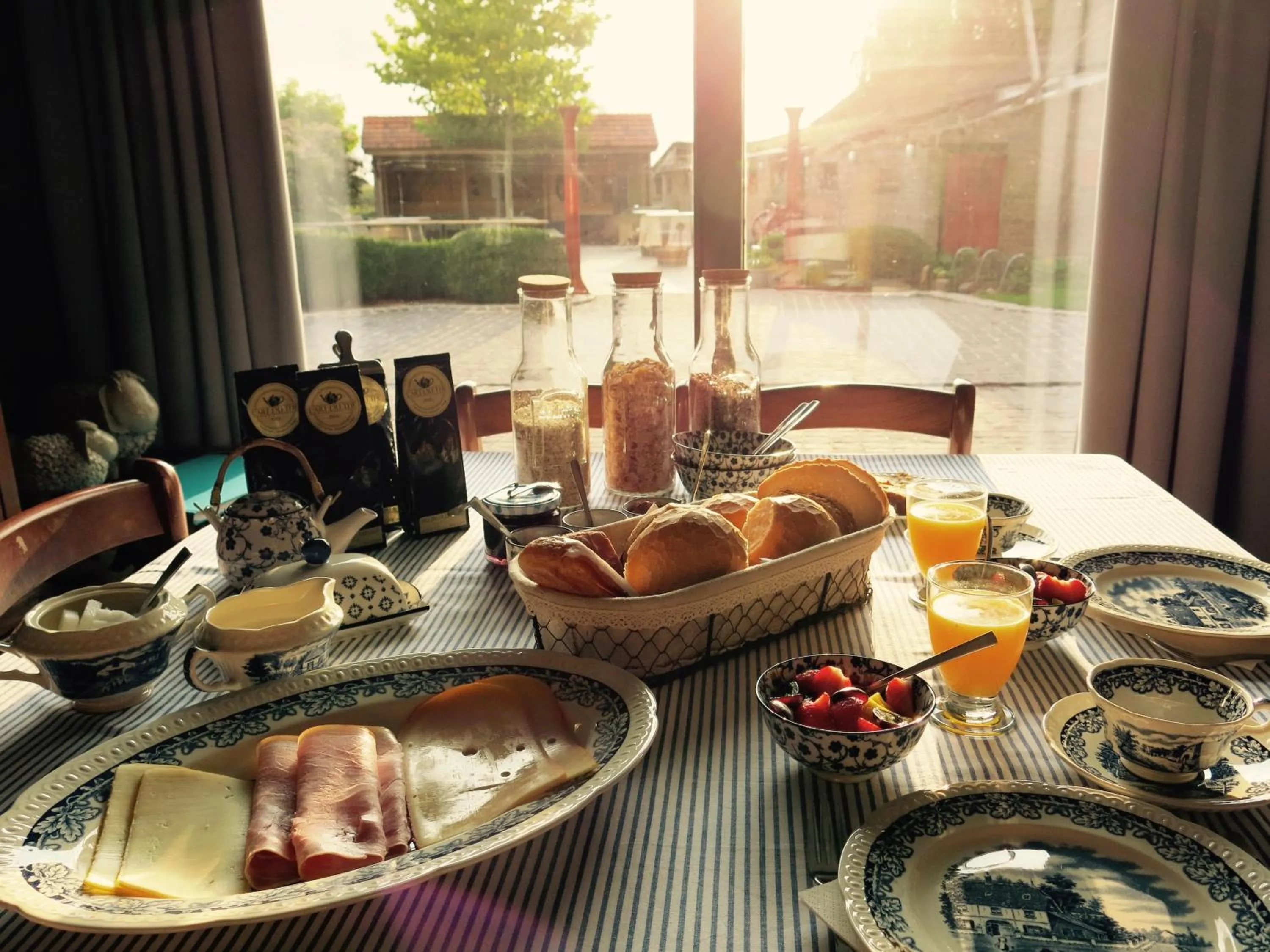 Breakfast in Hoeve Chartreuse