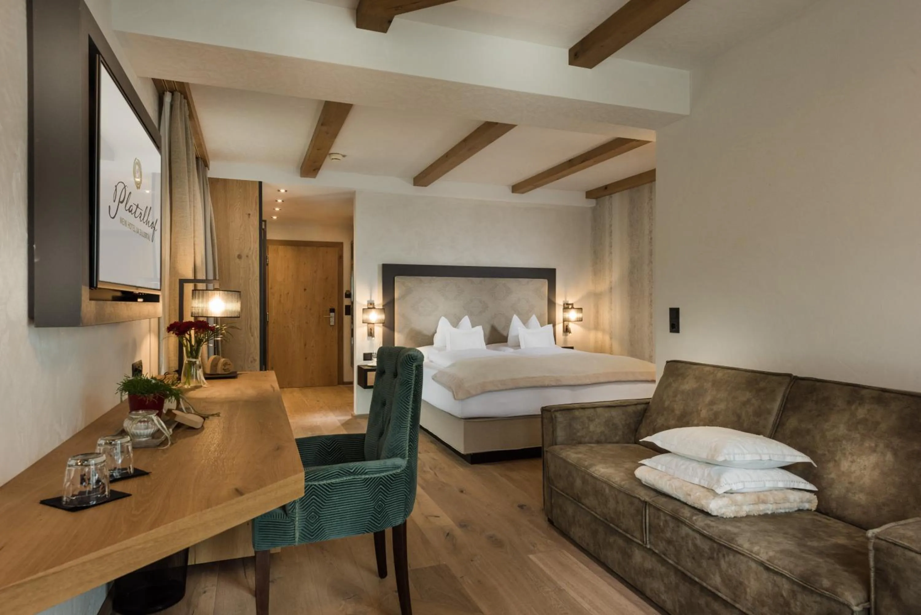 Photo of the whole room, Bed in Platzlhof - Mein Hotel im Zillertal