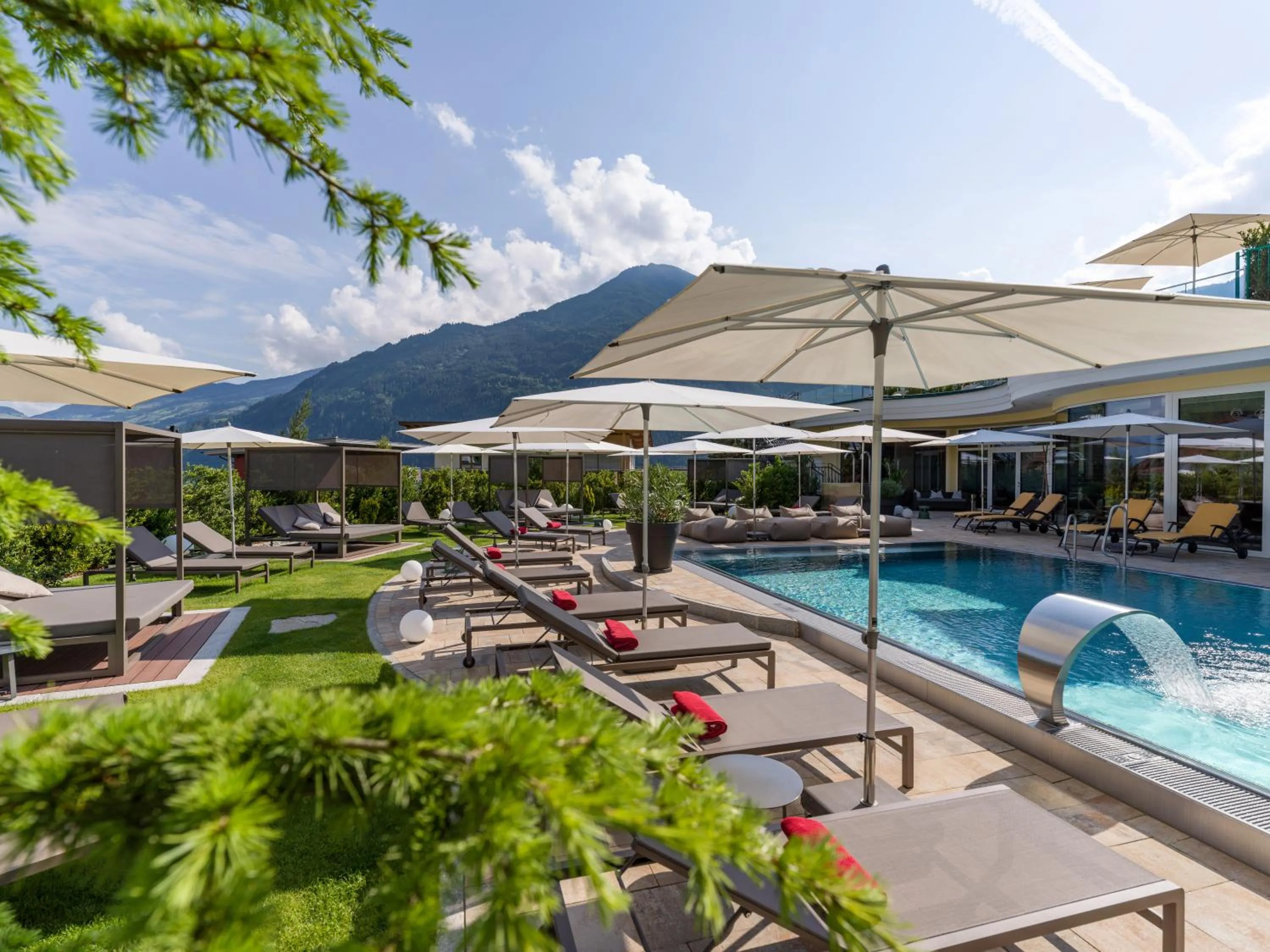 Pool view in Platzlhof - Mein Hotel im Zillertal