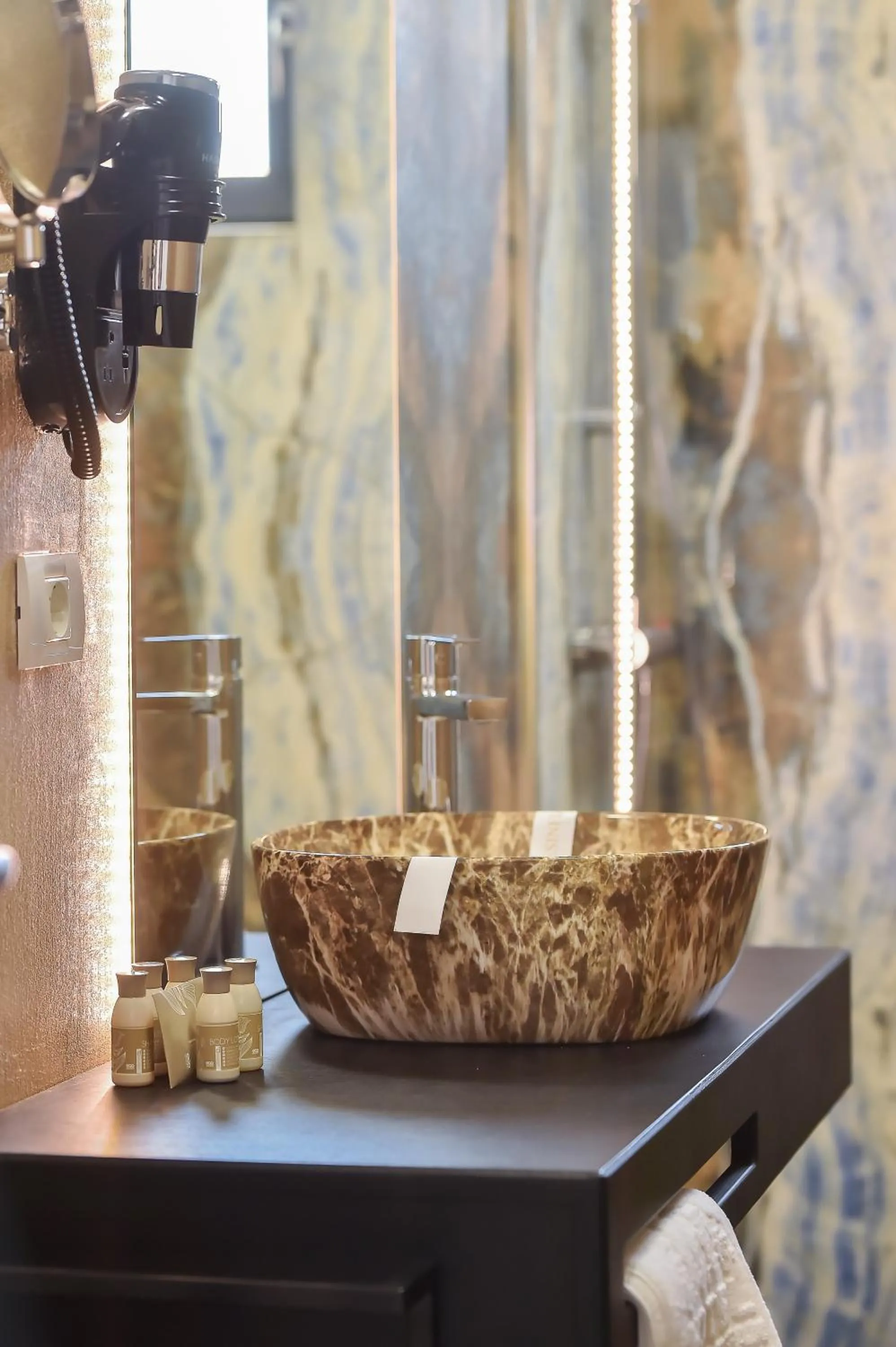 Hotel Building Stefan Resort I Sud