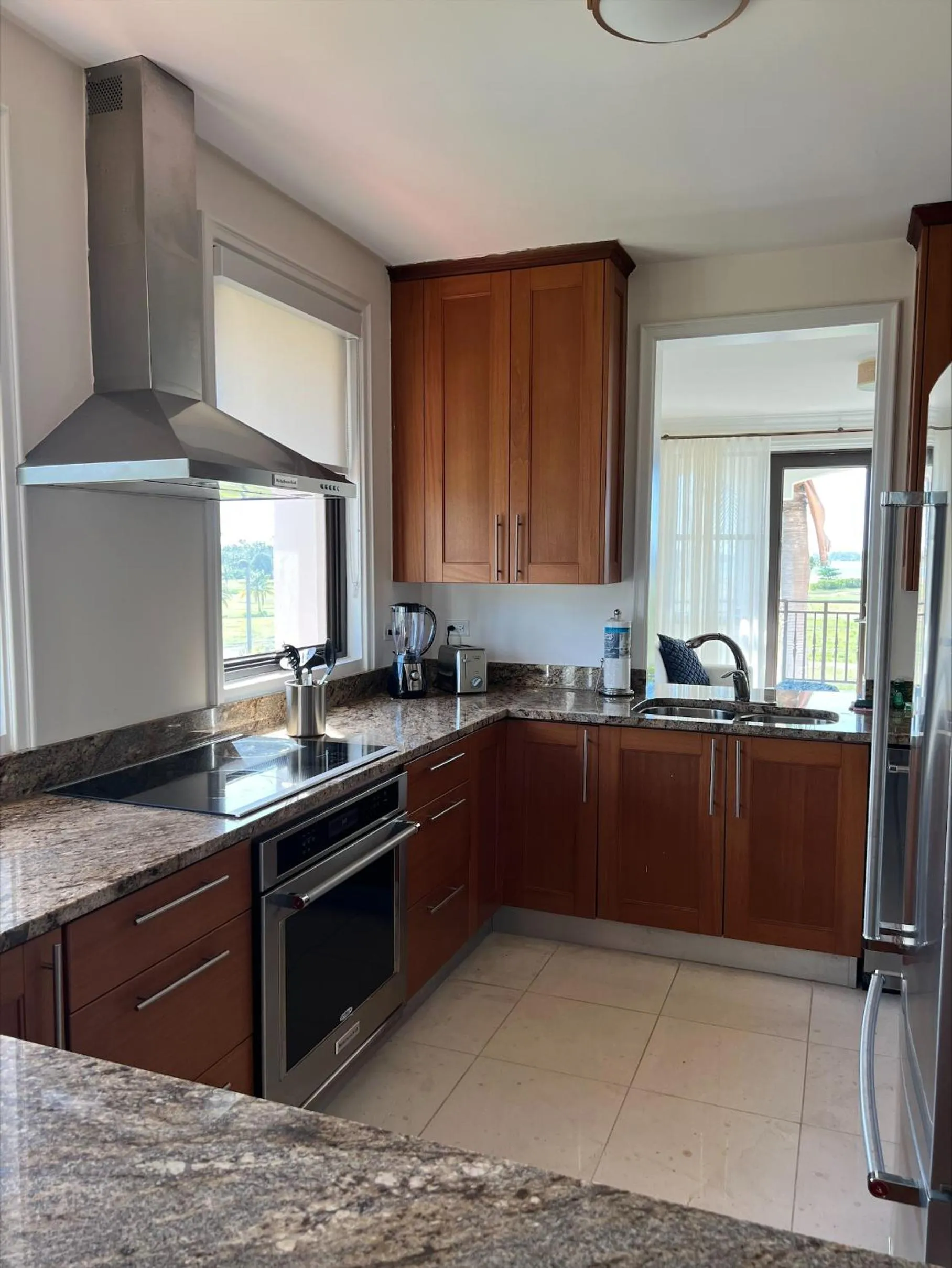 Kitchen or kitchenette in The Country Club Residences at Grand Reserve
