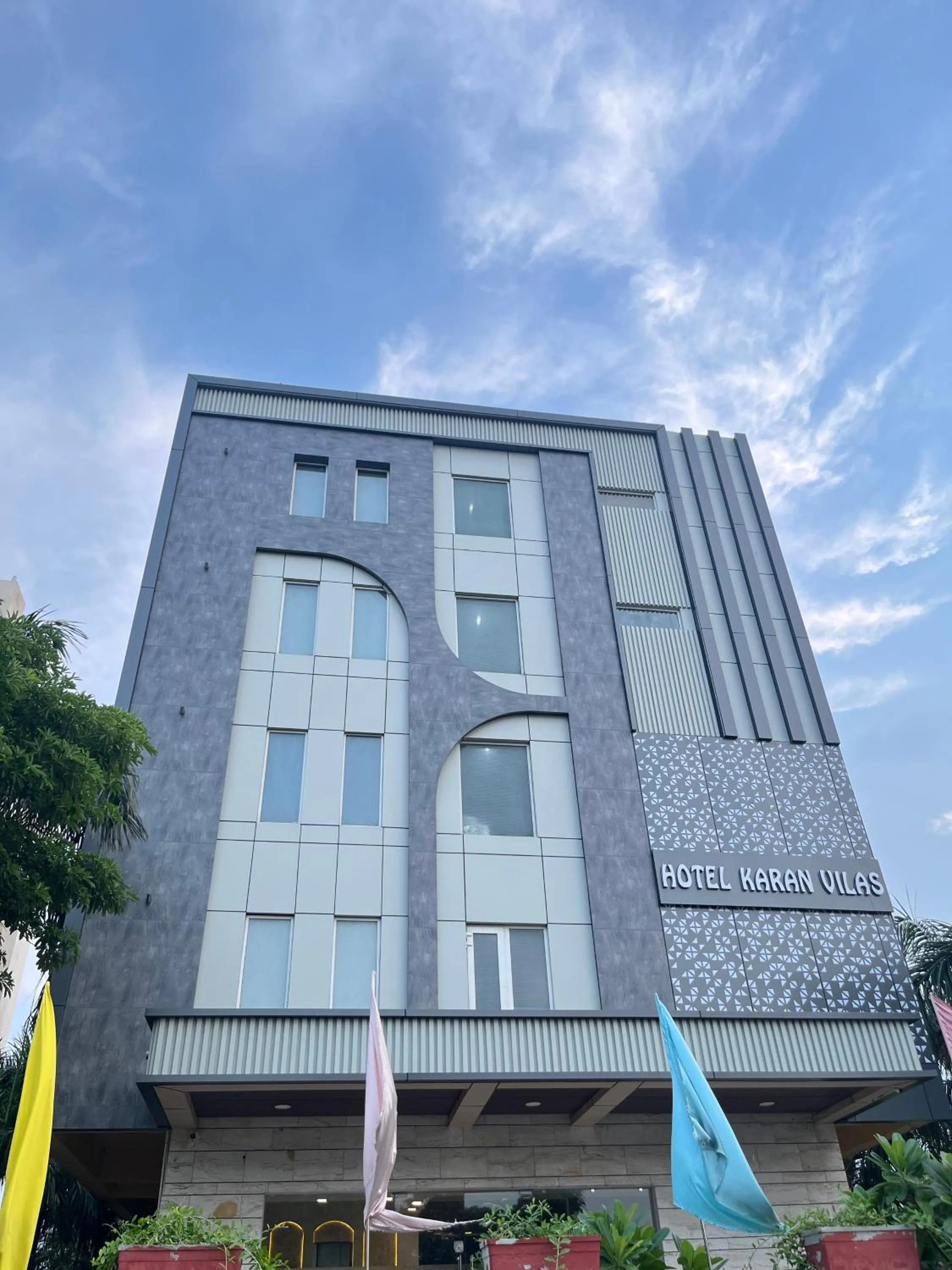 Property building in Hotel Karan Vilas