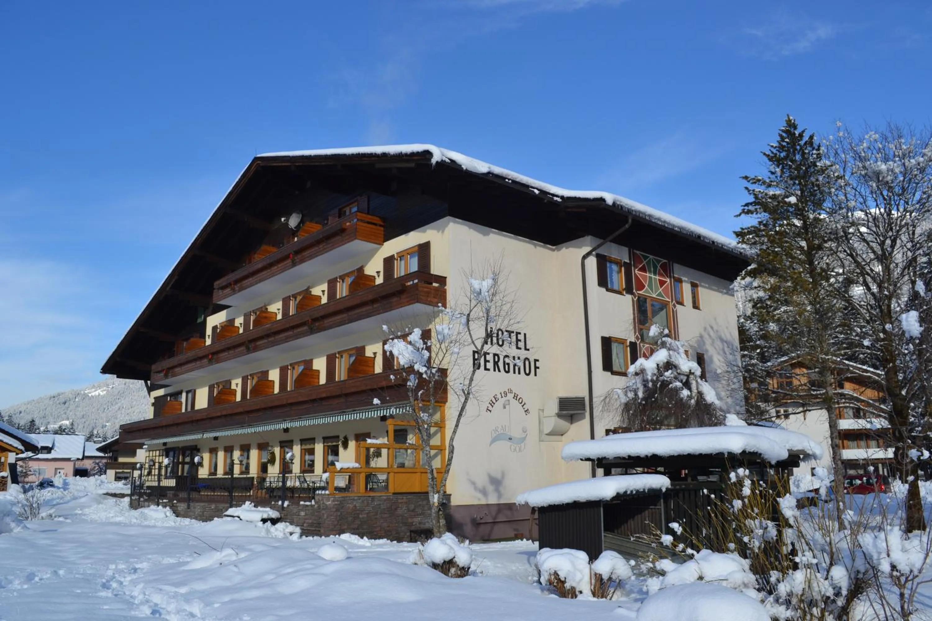 Facade/entrance in Hotel Berghof