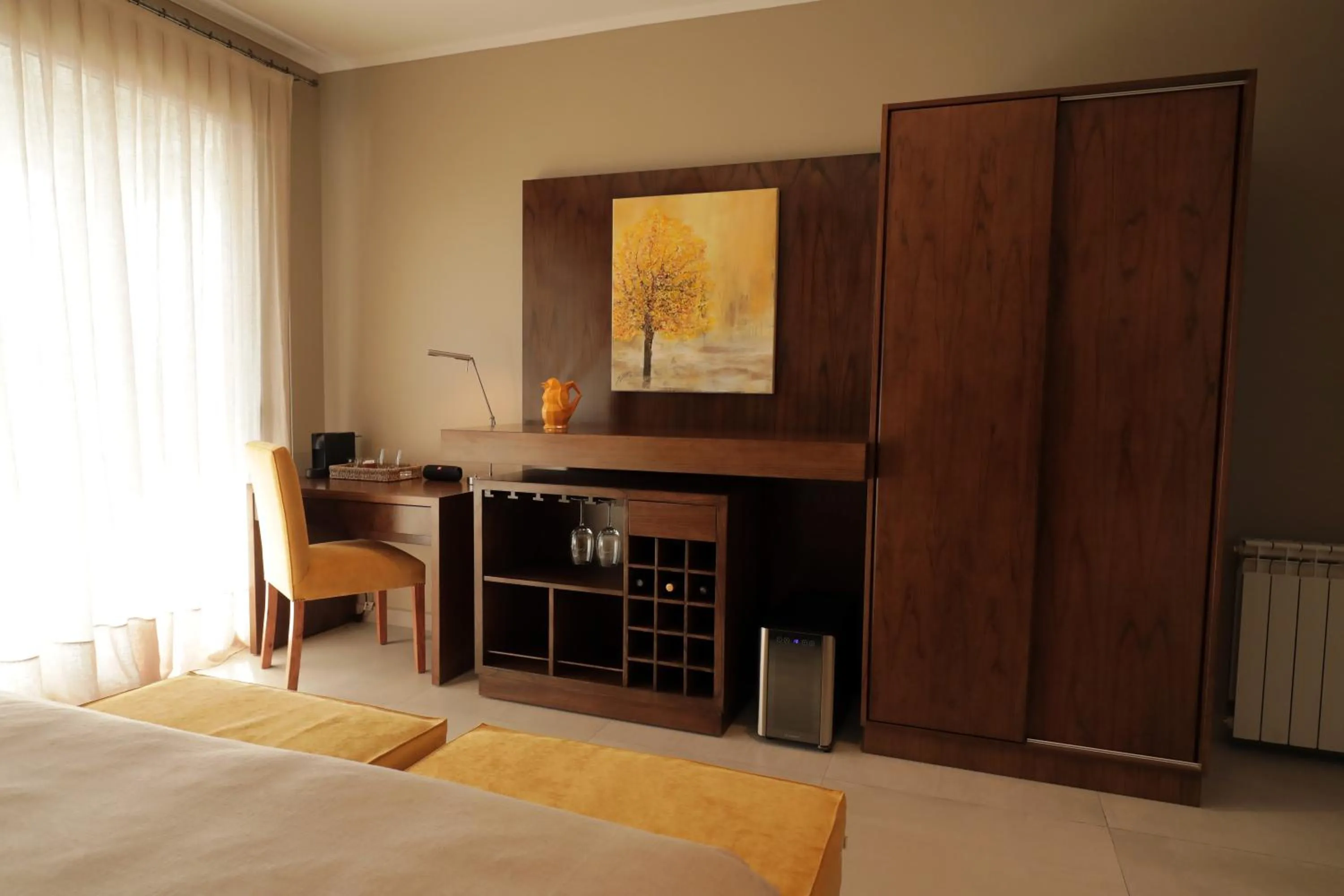 oven, Bed in Gaia Lodge