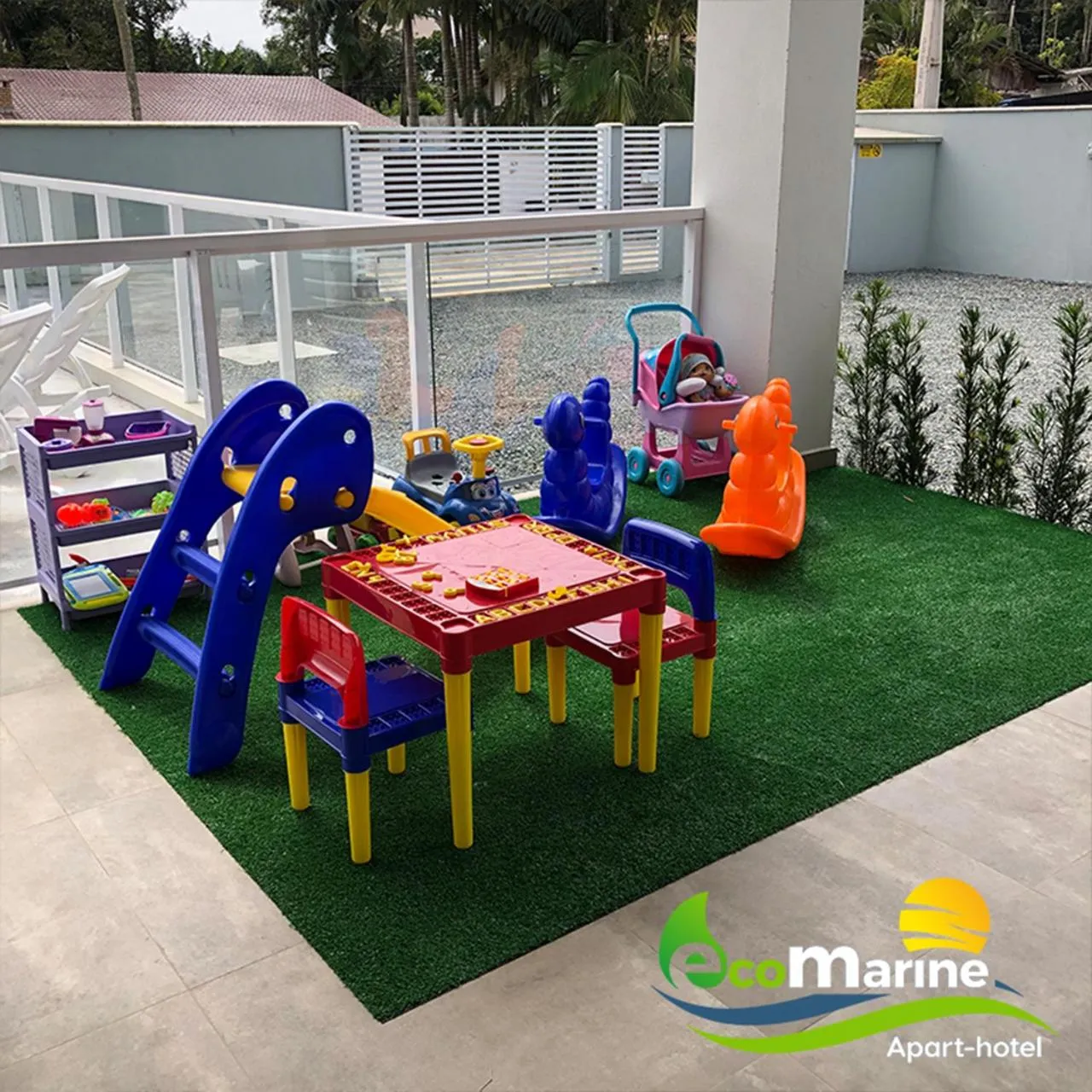 Children play ground in Ecomarine Apart-hotel 800 m Beto Carrero