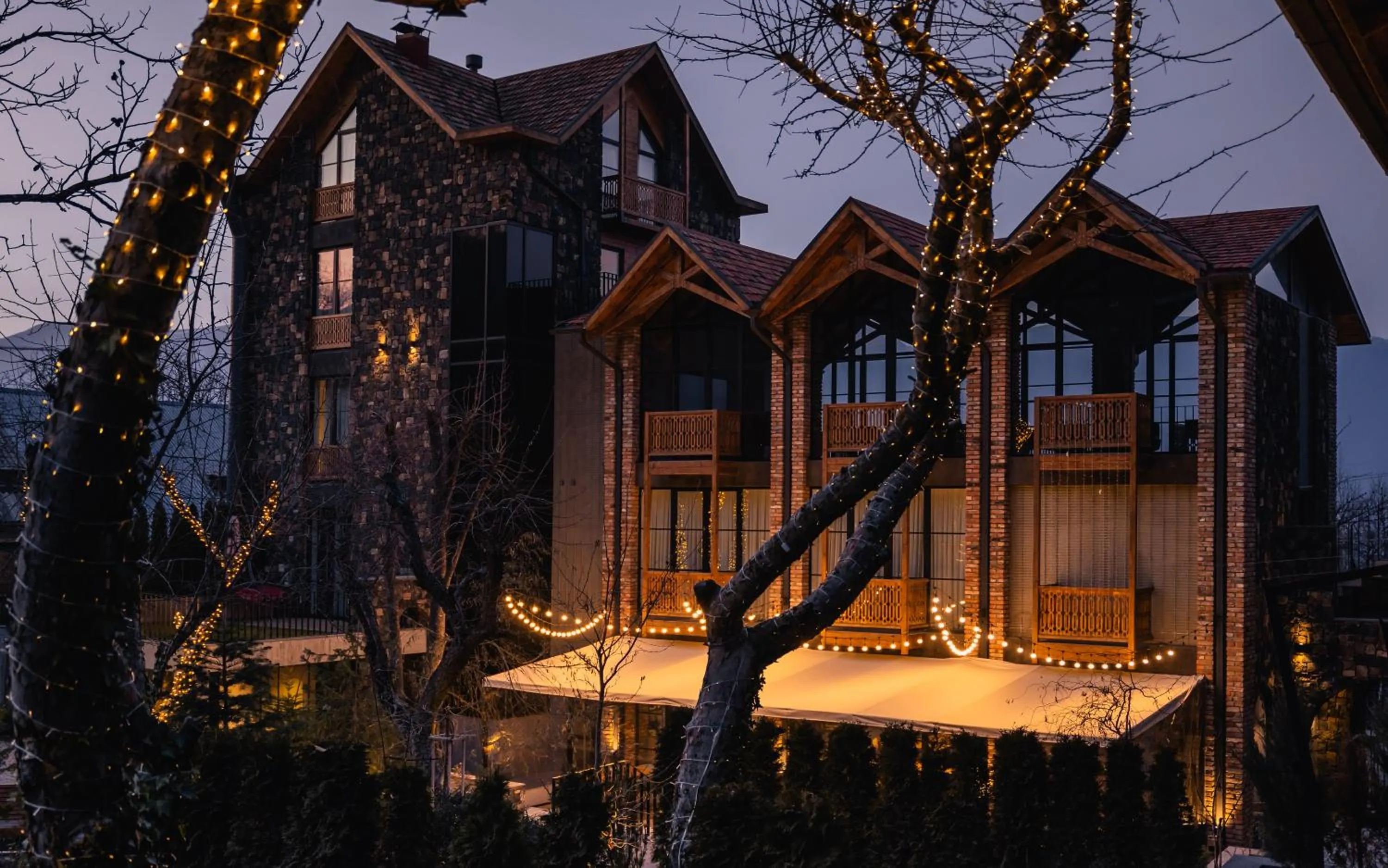 Property building in Dilijani Tun Hotel & Restaurant